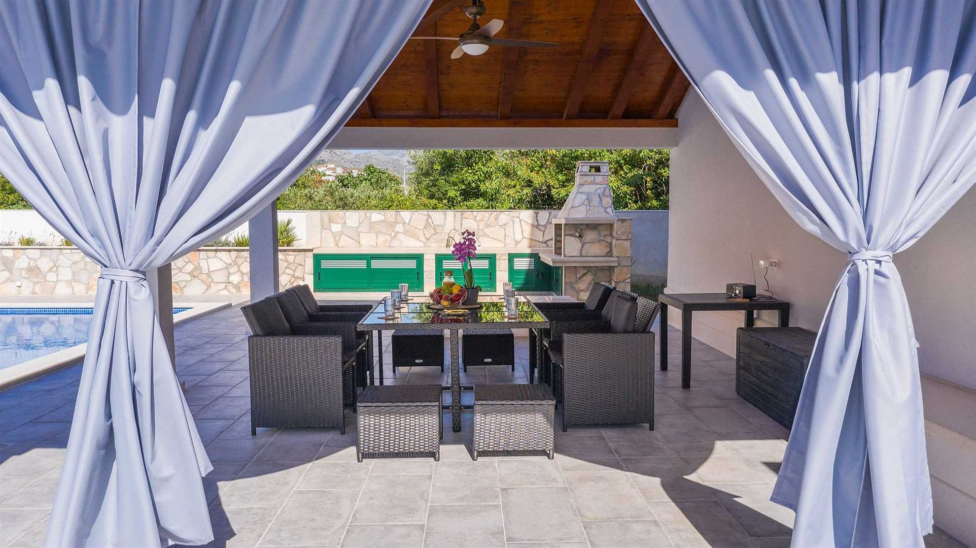 Spacious villa with elevator near Dubrovnik