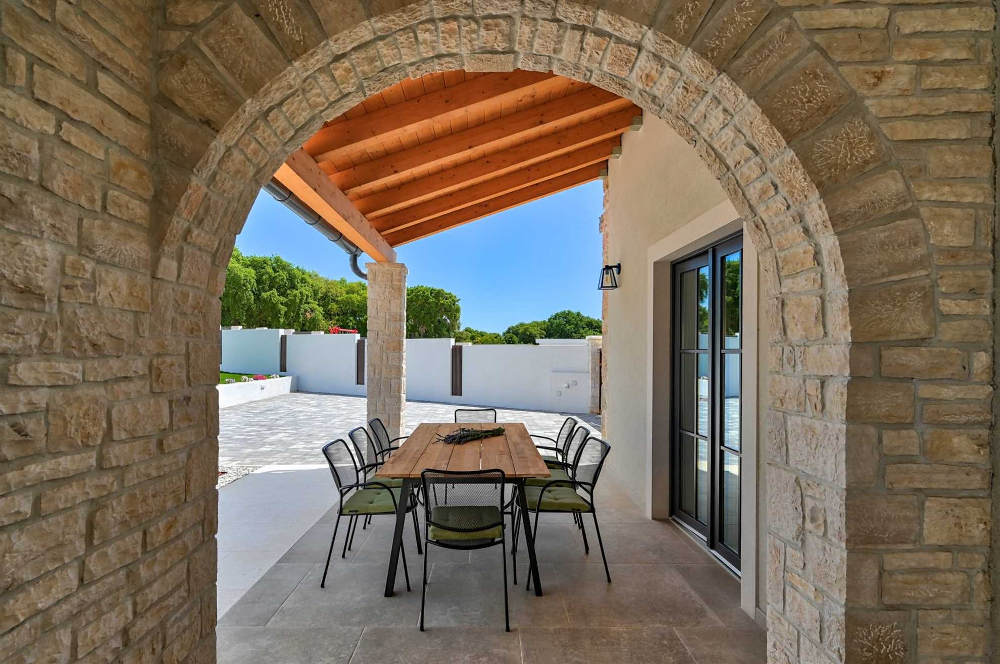 A unique traditional Istrian villa in Pula