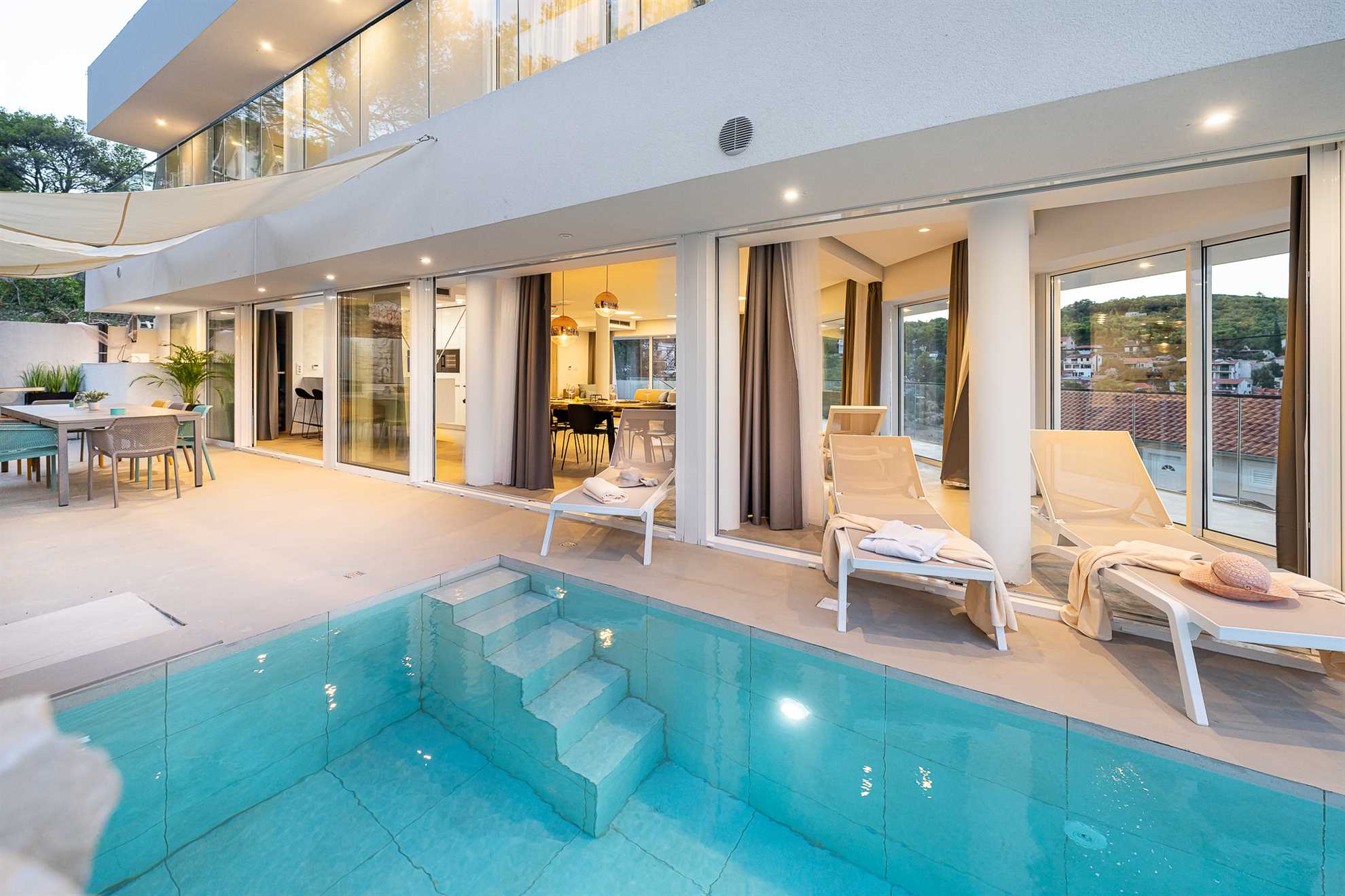 Villa with sauna and indoor jacuzzi in Vrboska