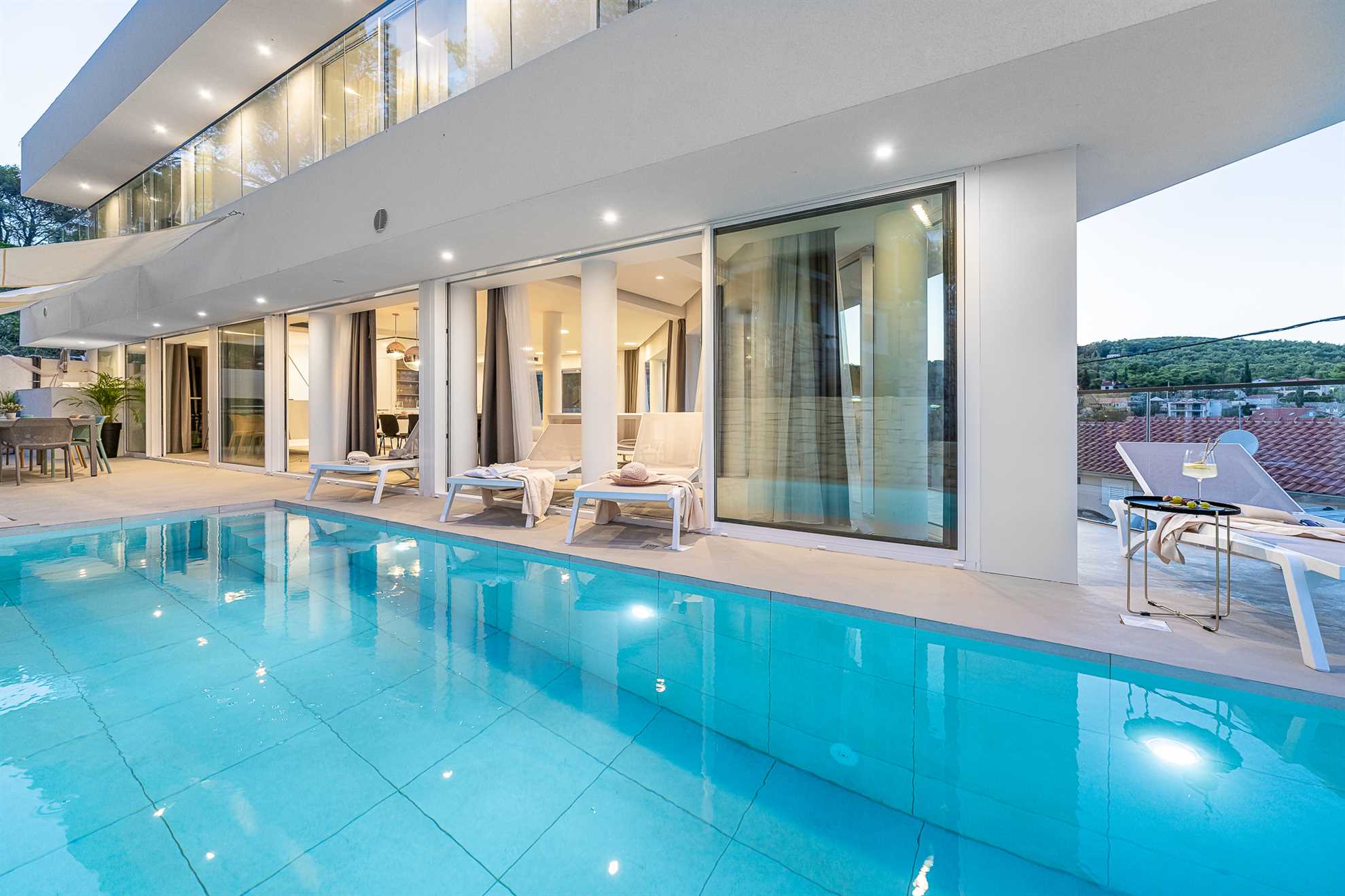 Villa with sauna and indoor jacuzzi in Vrboska