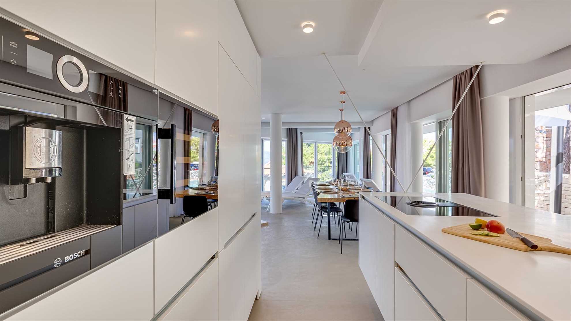 Villa with sauna and indoor jacuzzi in Vrboska