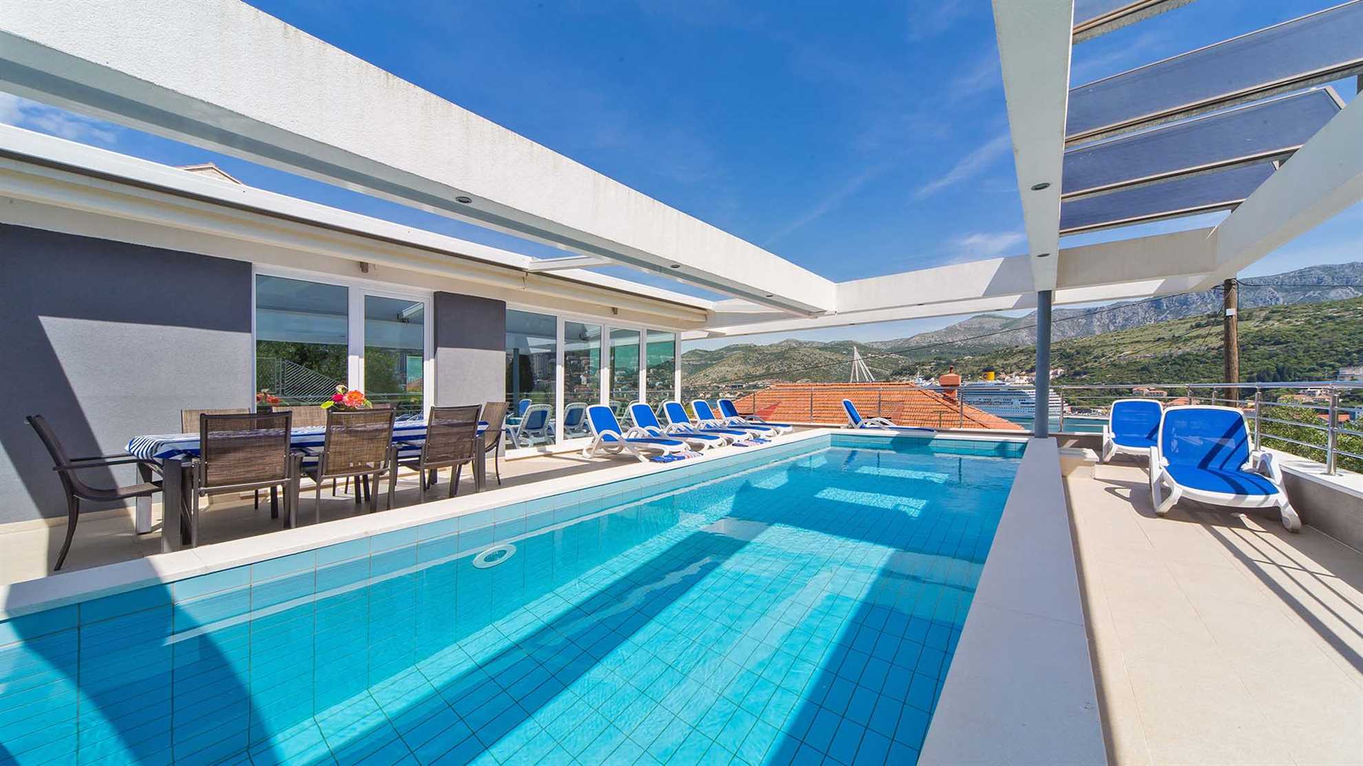 Modern villa with swimming pool near Dubrovnik