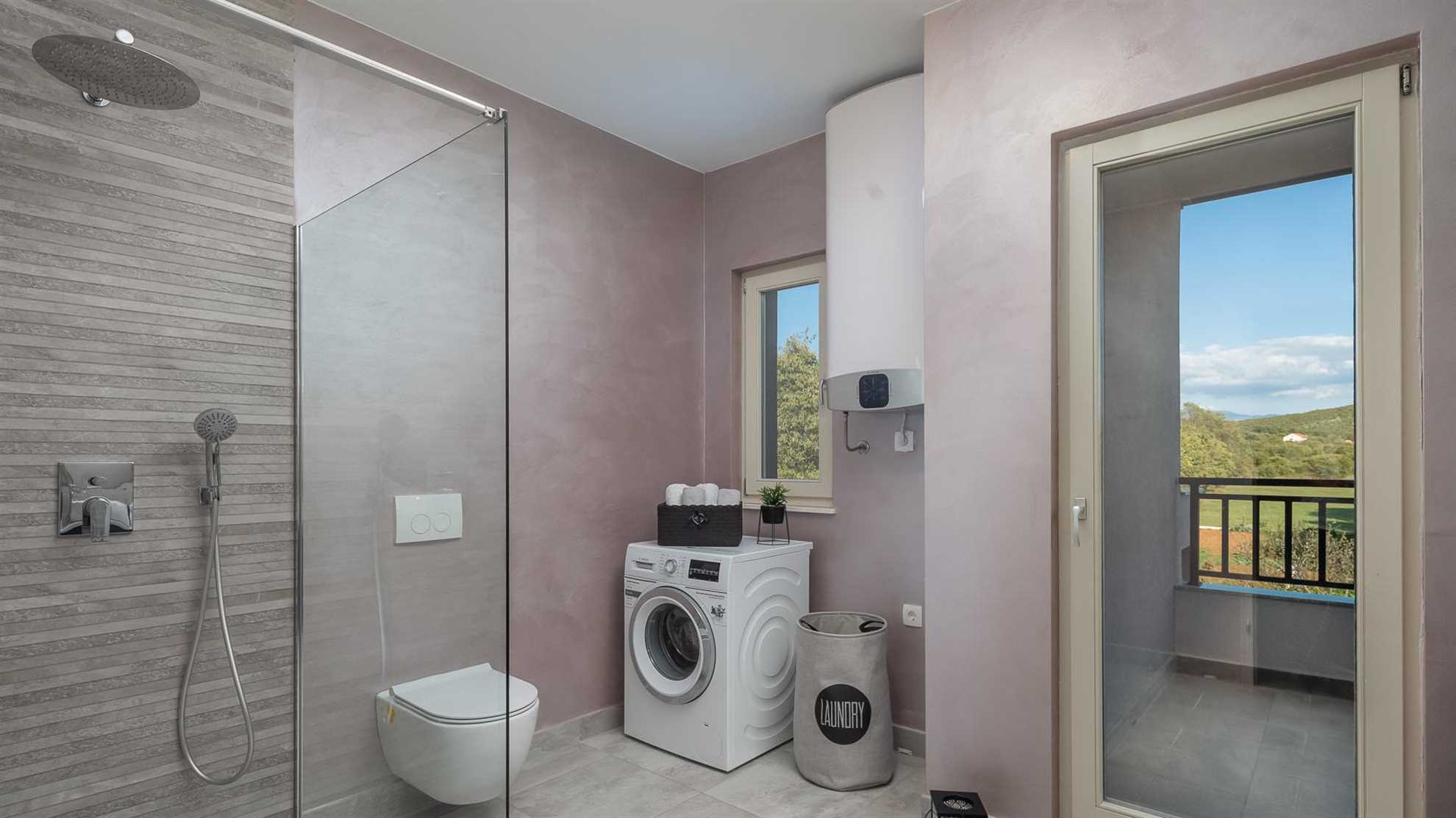 Modern villa with beautiful garden and swimming pool in Sičani