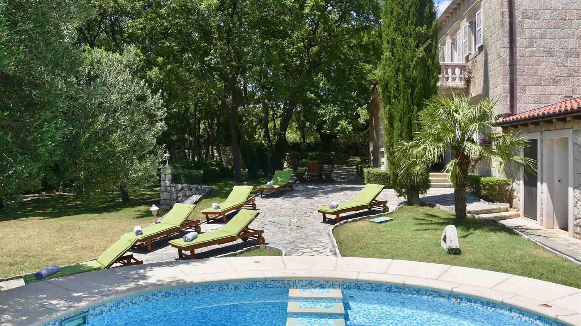 Heritage villa perfect for families with pets