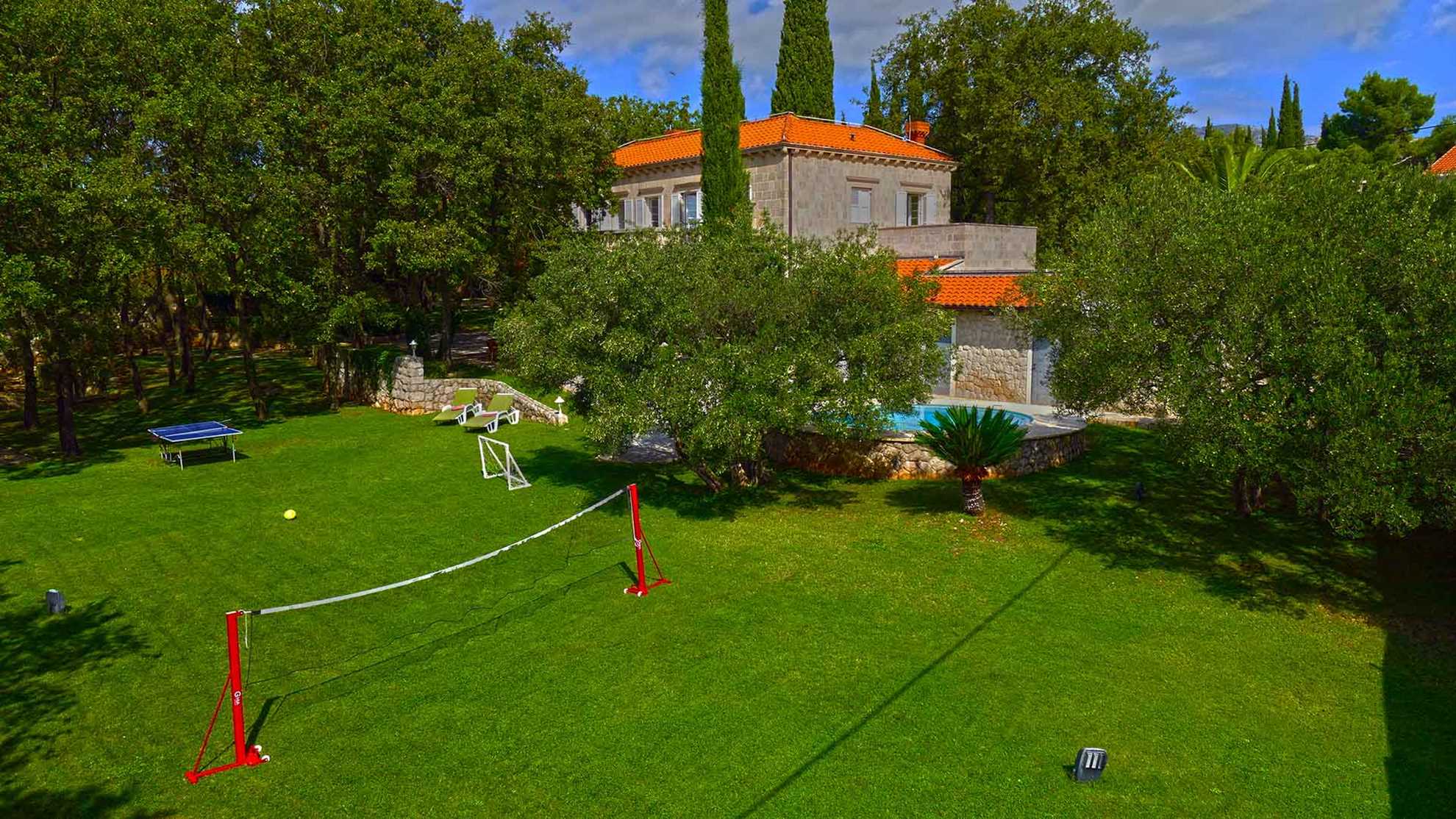 Heritage villa perfect for families with pets