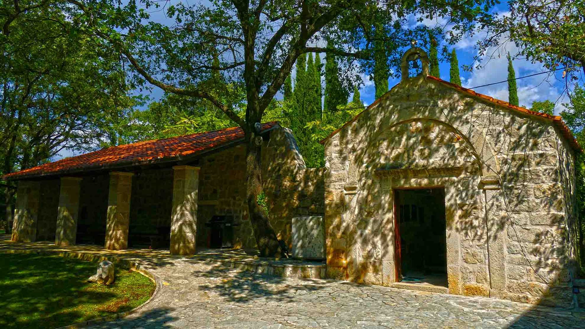 Heritage villa perfect for families with pets