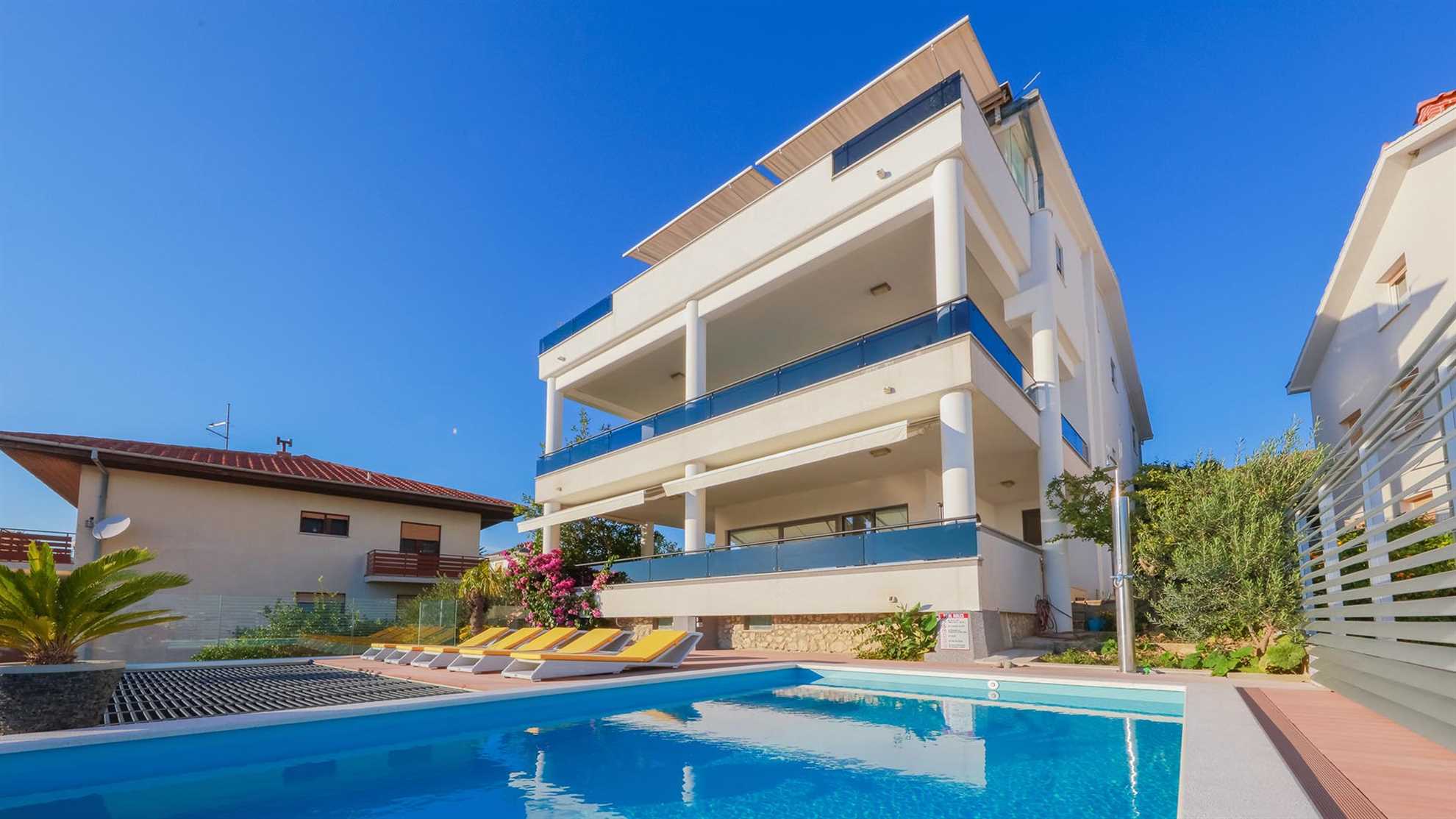 Luxurious villa with stunning view in Podstrana