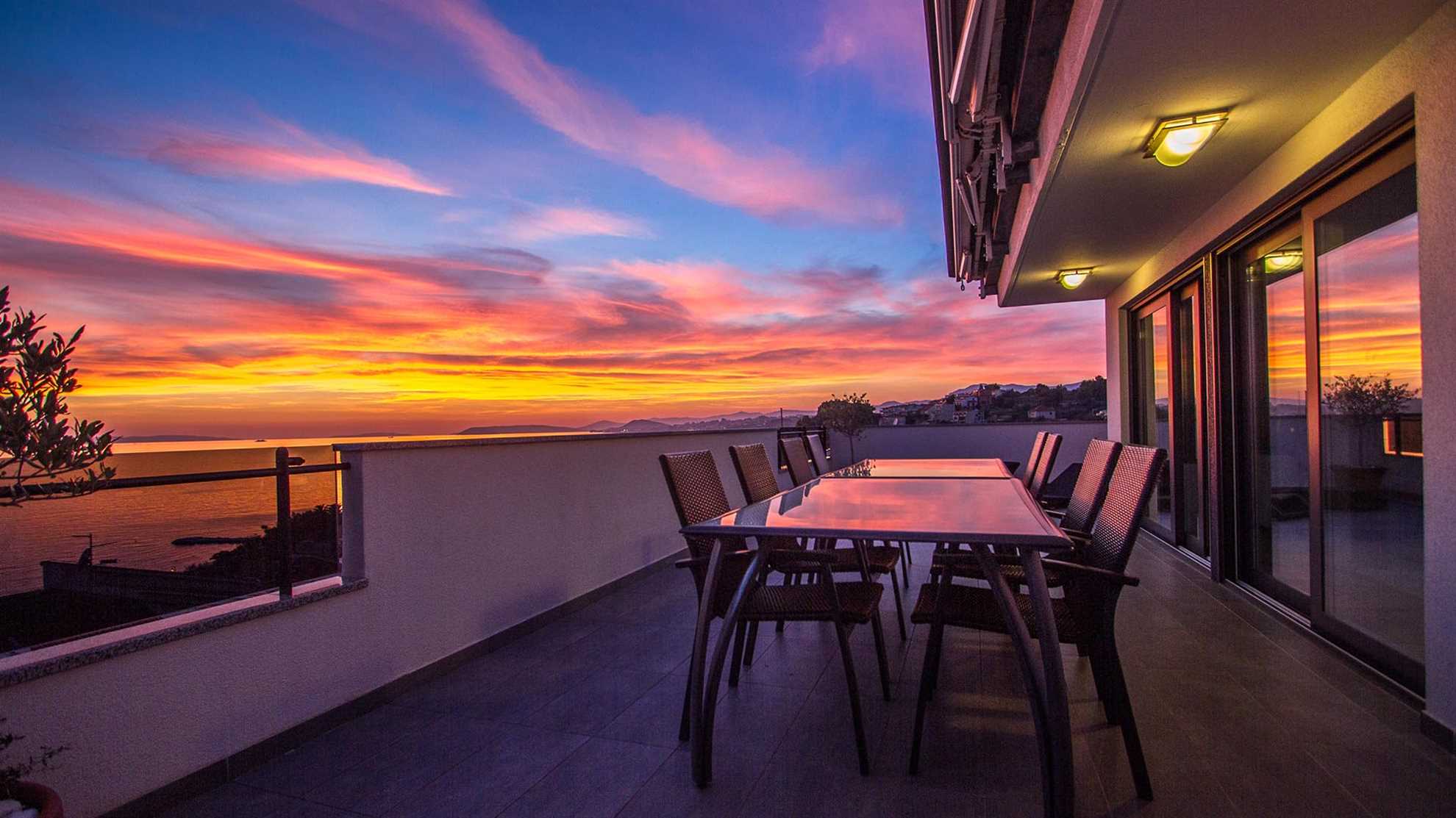 Luxurious villa with stunning view in Podstrana
