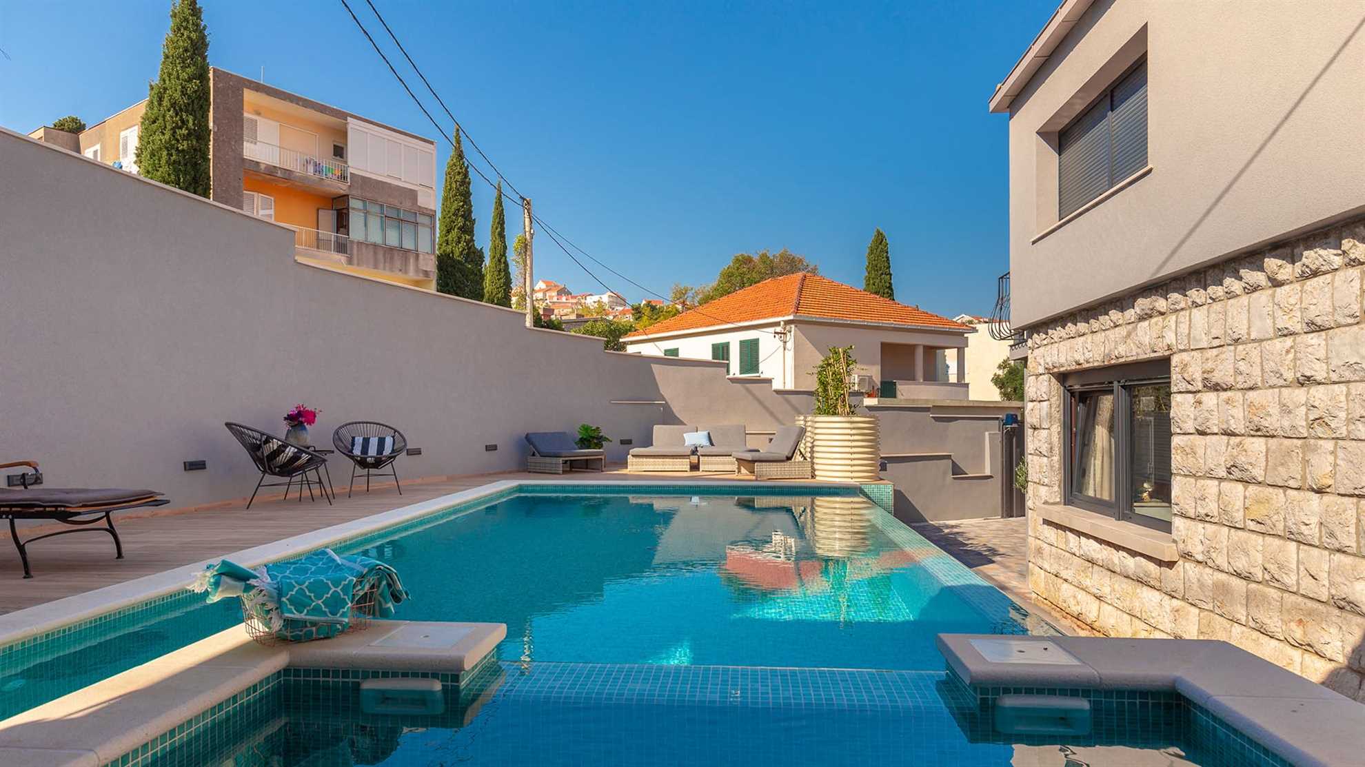 A modern vacation house in Dubrovnik with a pool