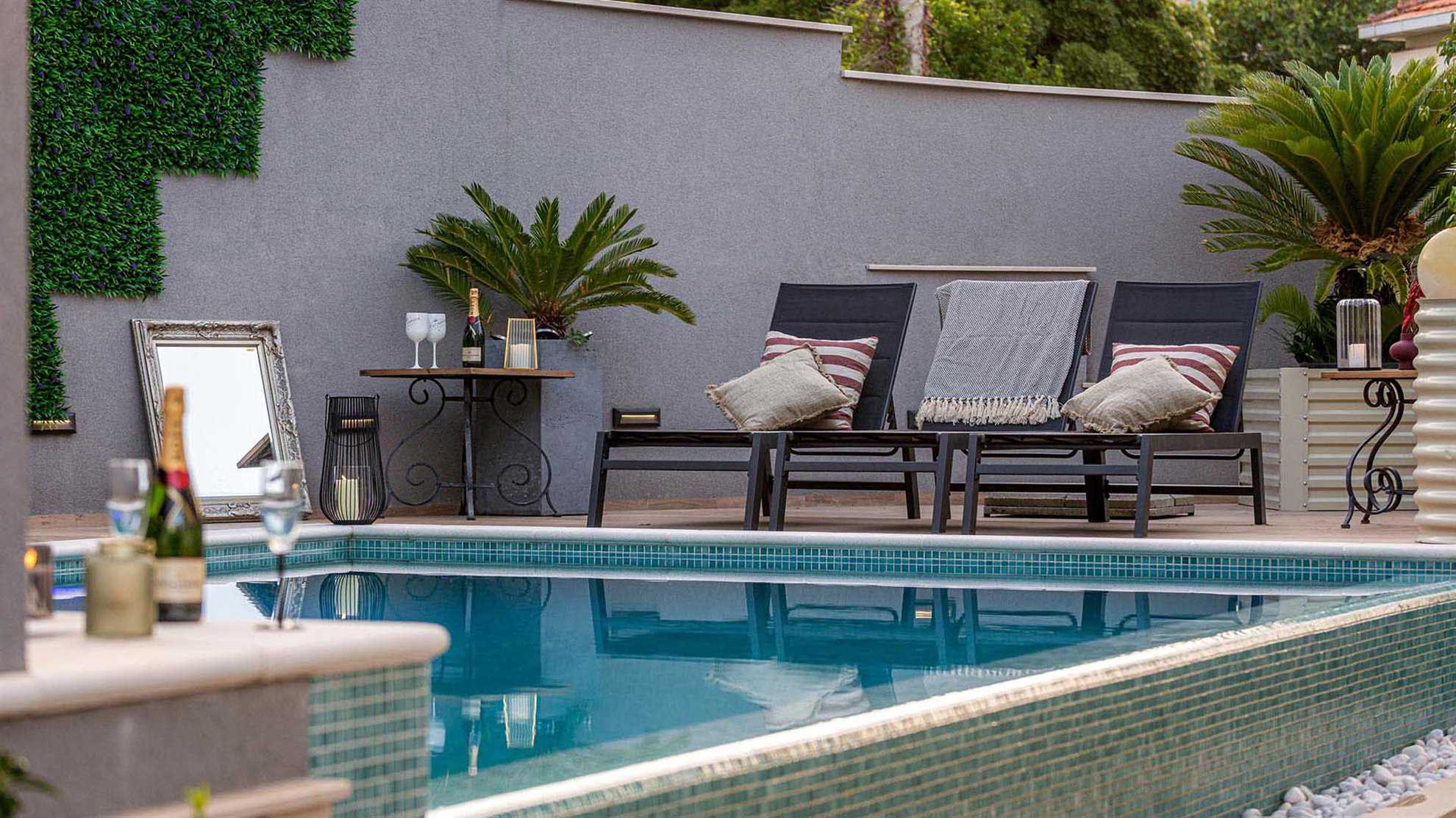 A modern vacation house in Dubrovnik with a pool