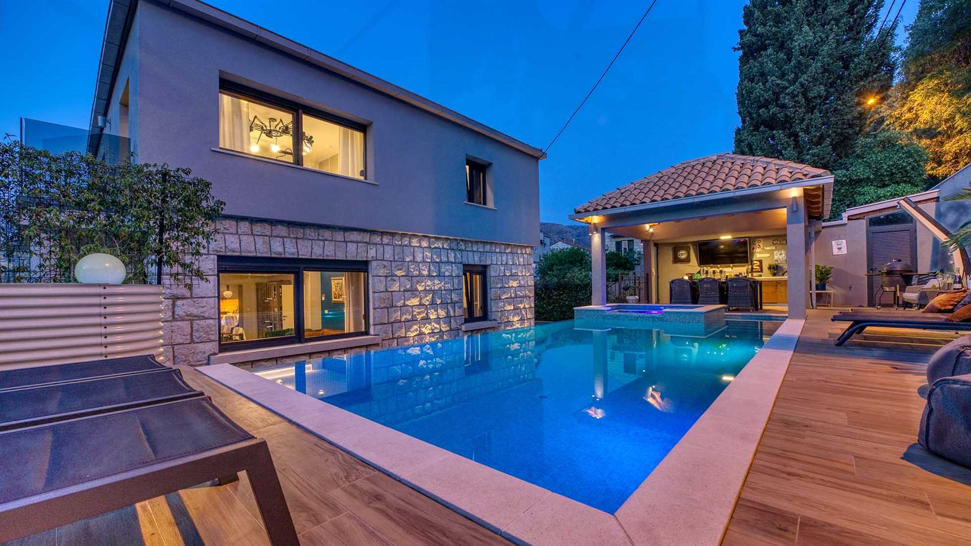 A modern vacation house in Dubrovnik with a pool