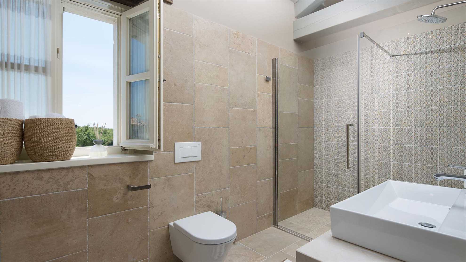 Modern countryside villa with swimming pool in Kanfanar