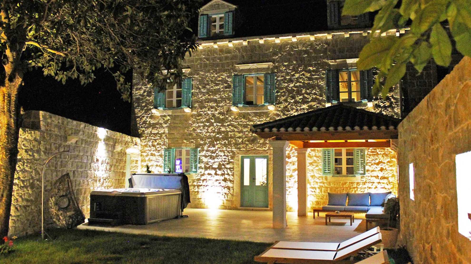 A heritage villa from the 18th century in Cavtat