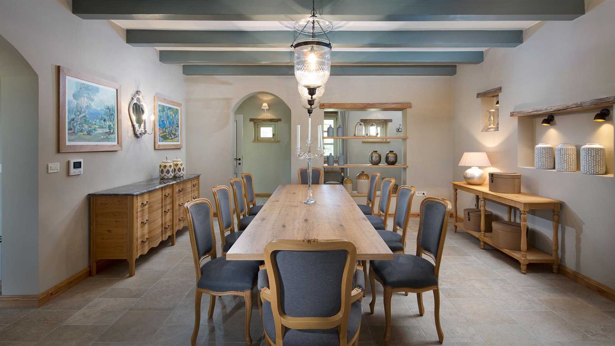An elegant countryside holiday home in Kanfanar