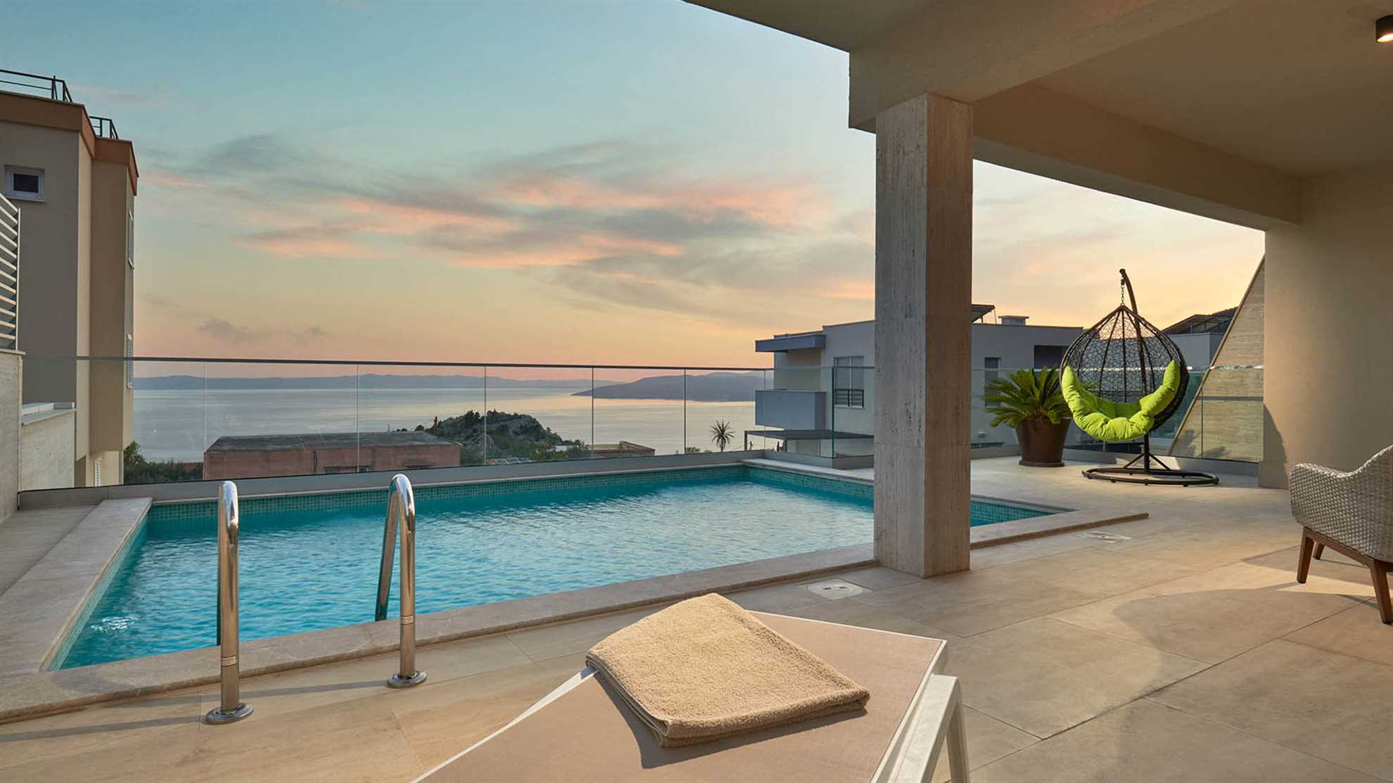 Elegant and luxury villa with pool in Makarska
