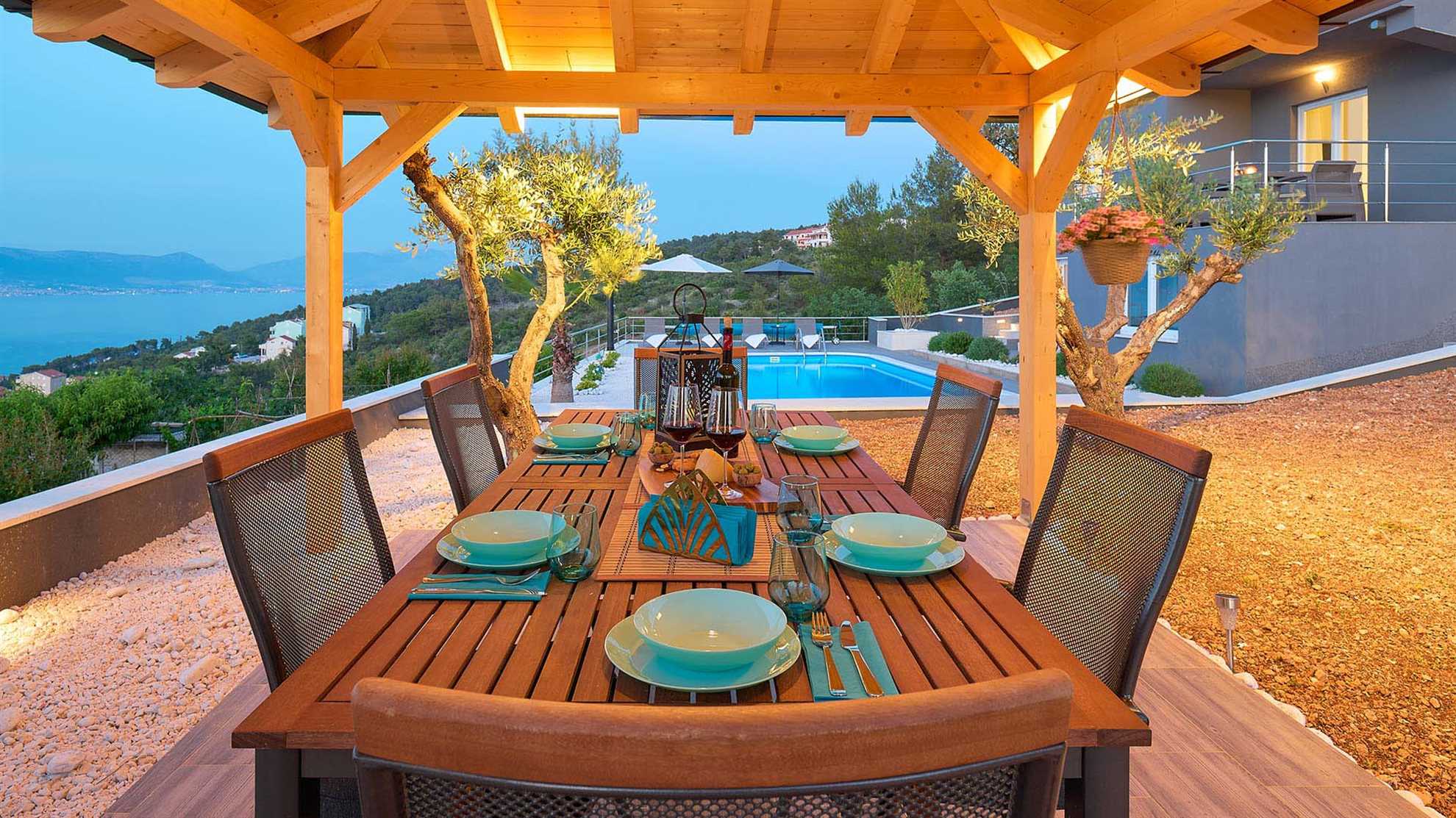 Charming villa with beautiful pool in Trogir