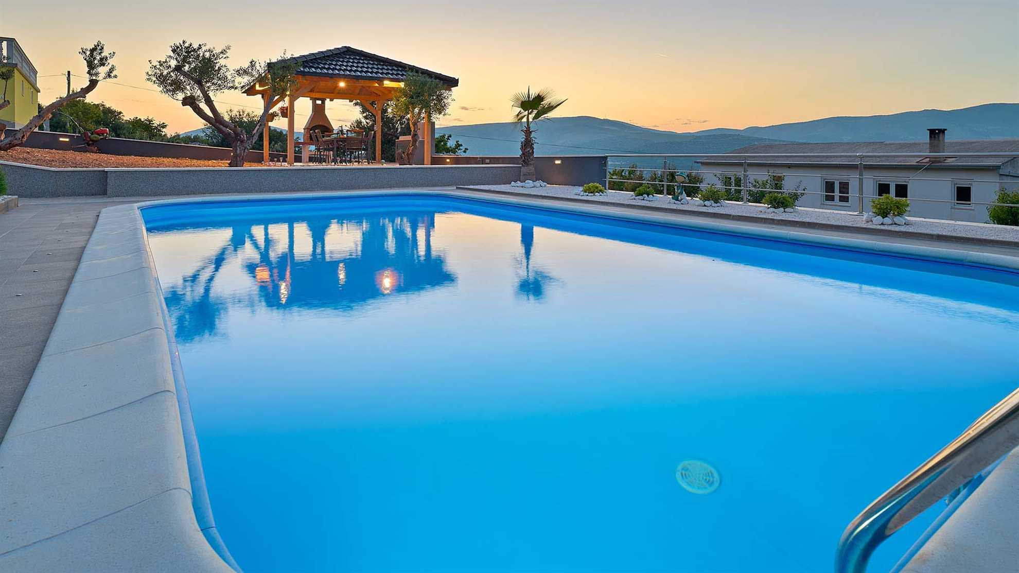 Charming villa with beautiful pool in Trogir