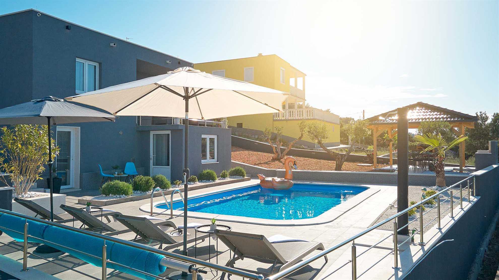 Charming villa with beautiful pool in Trogir