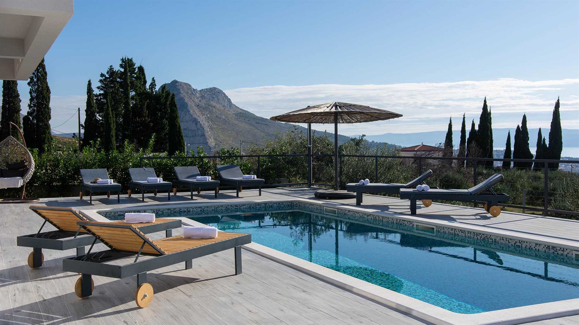 A wonderfull poolside villa in Solin