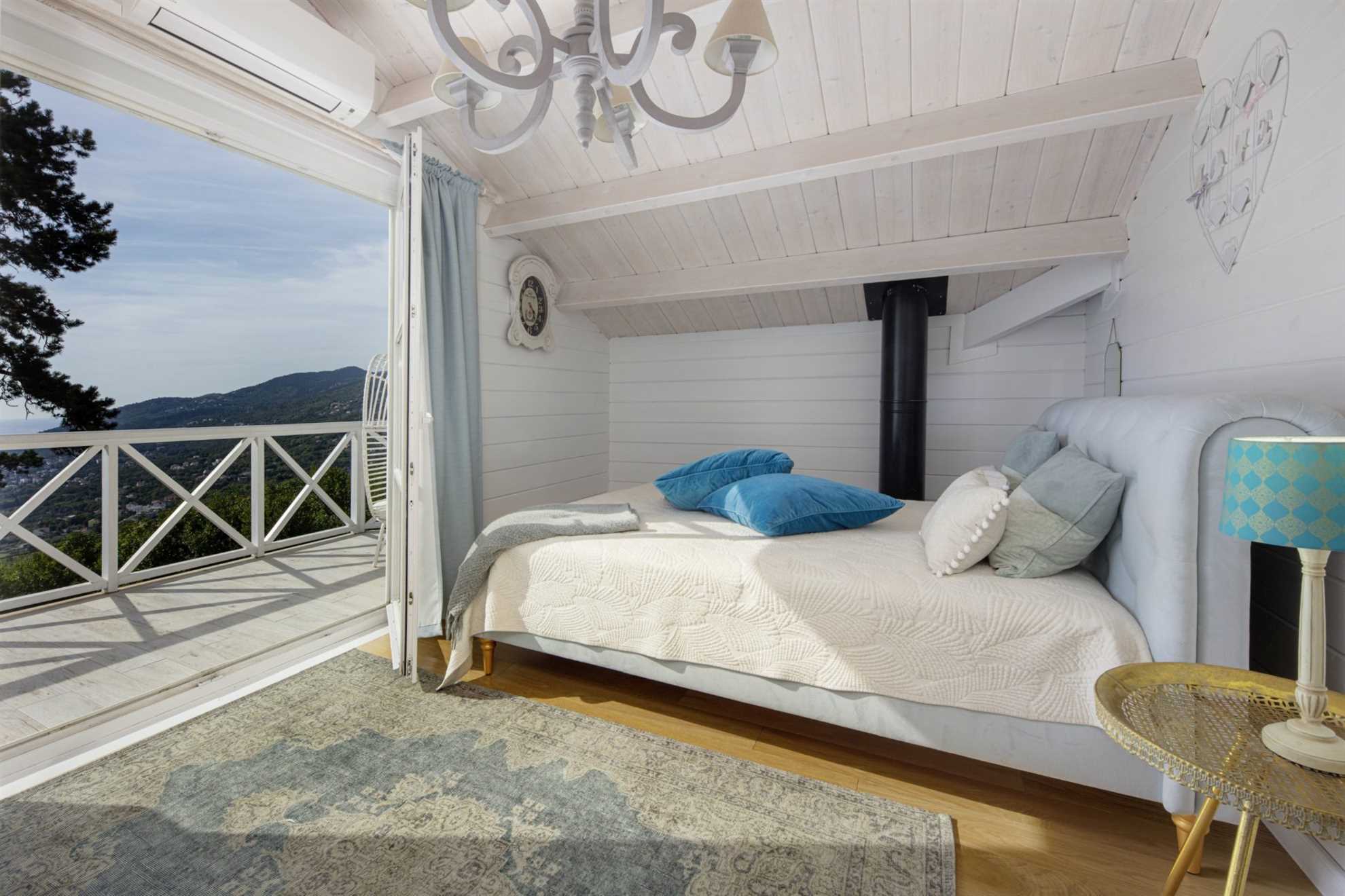 A charming holiday home in Veprinac with a swimming pool
