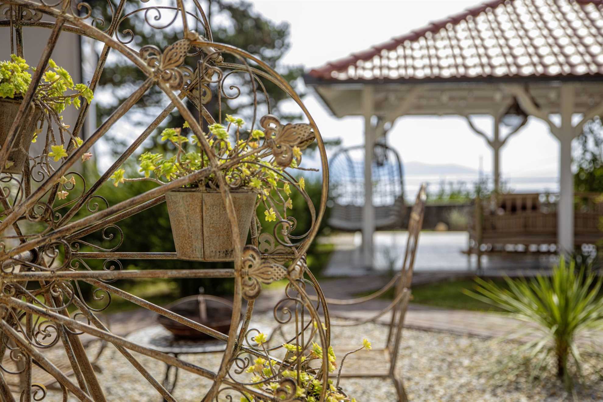 A charming holiday home in Veprinac with a swimming pool