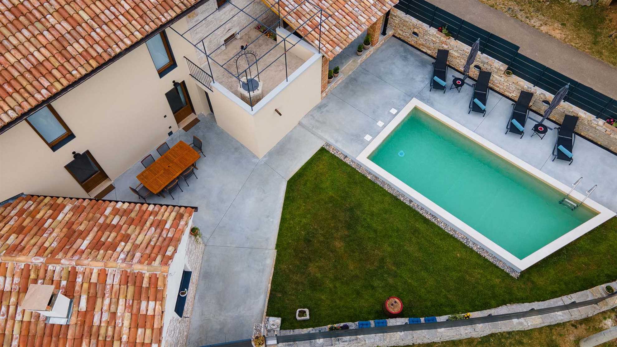 A small family villa in Pazin with a swimming pool