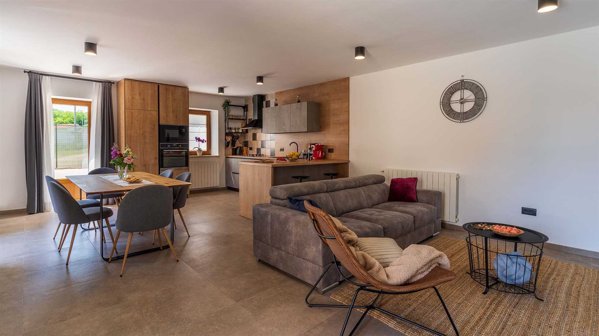 A small family villa in Pazin with a swimming pool
