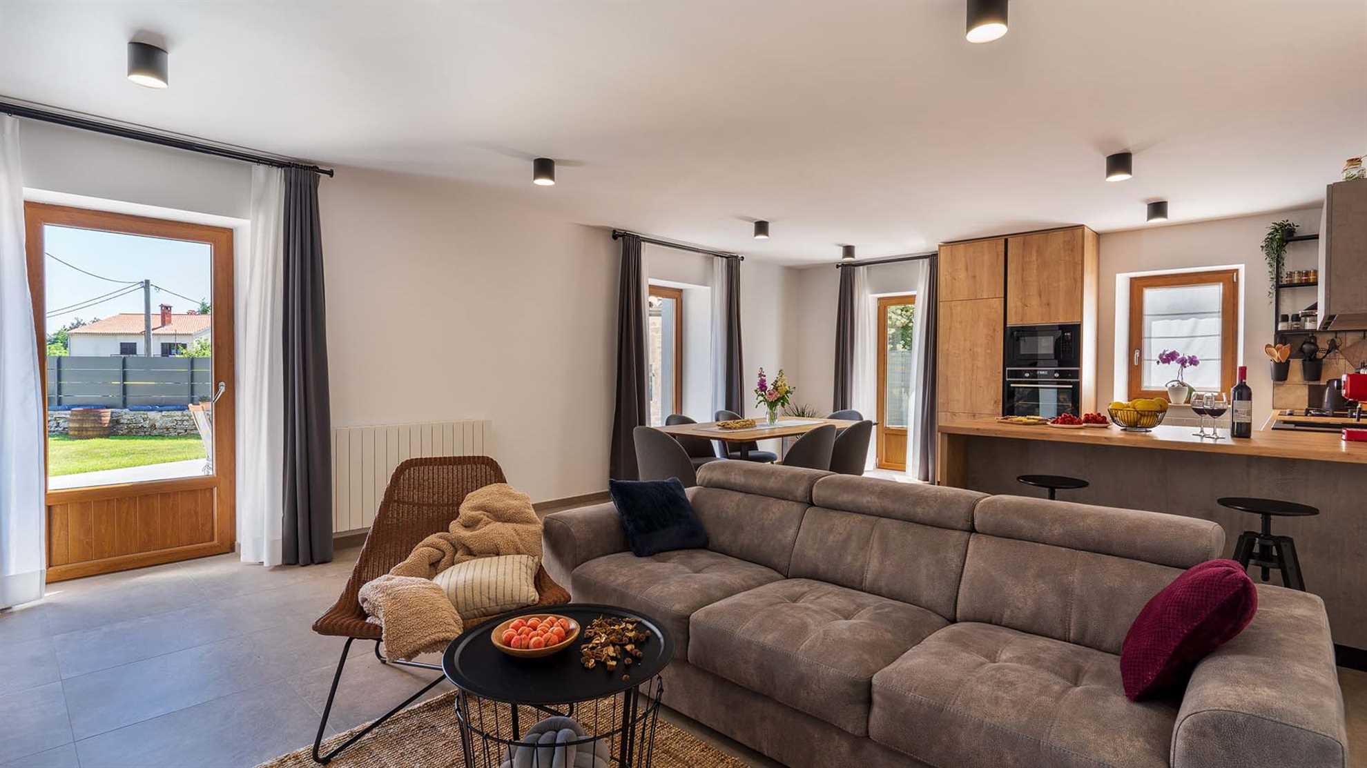 A small family villa in Pazin with a swimming pool