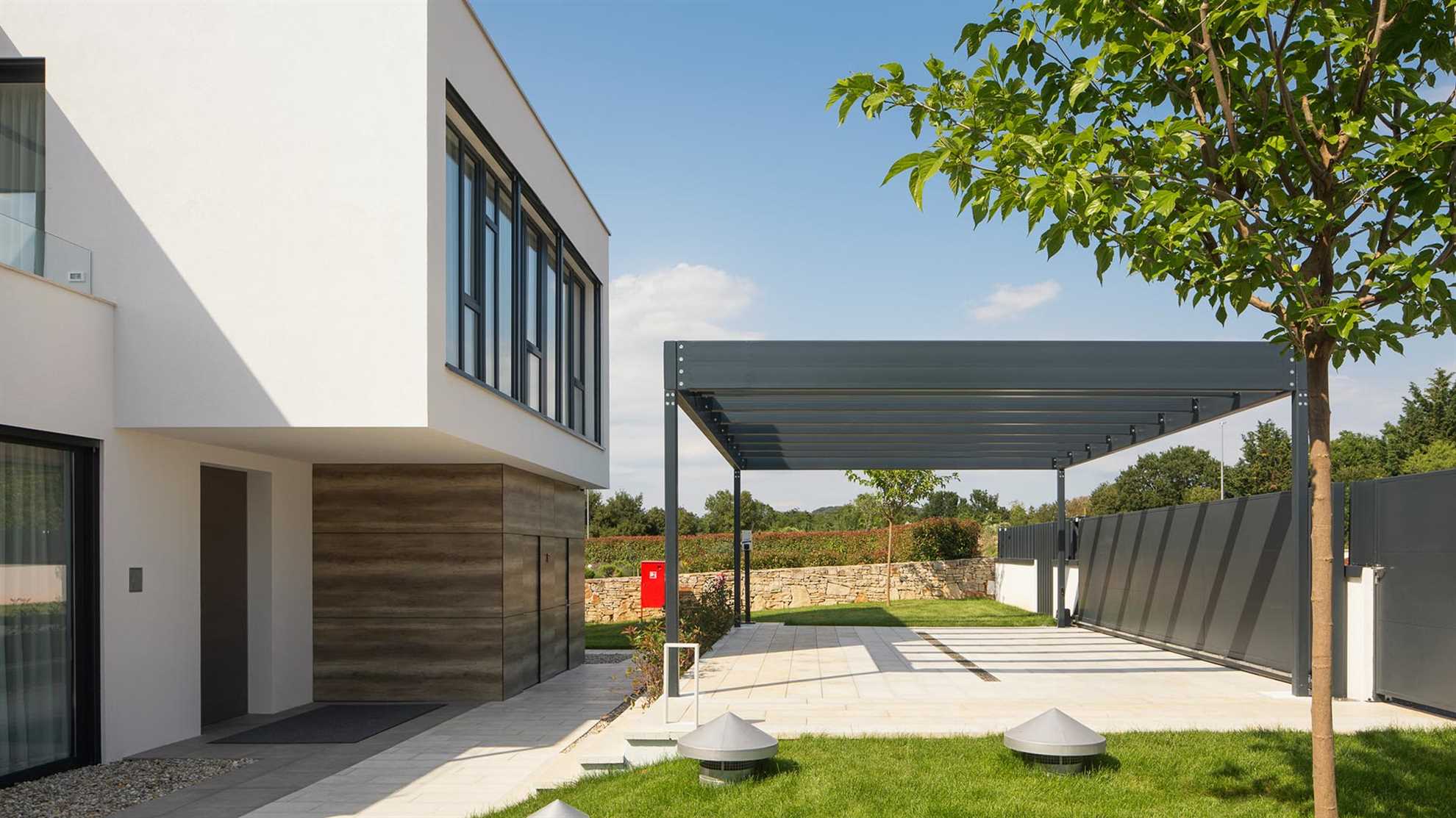 Poolside villa in Bale with a fantastic view