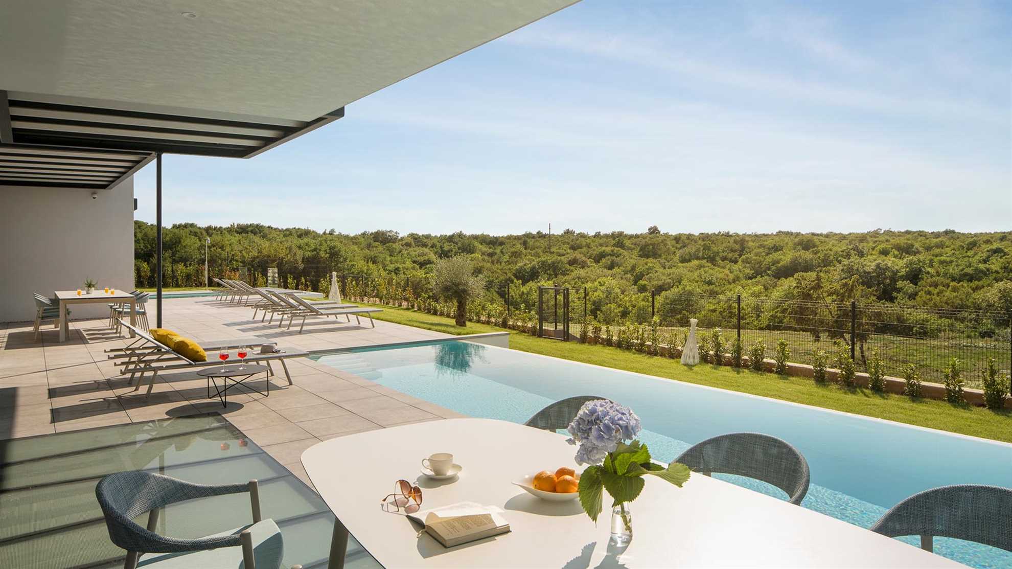 Poolside villa in Bale with a fantastic view