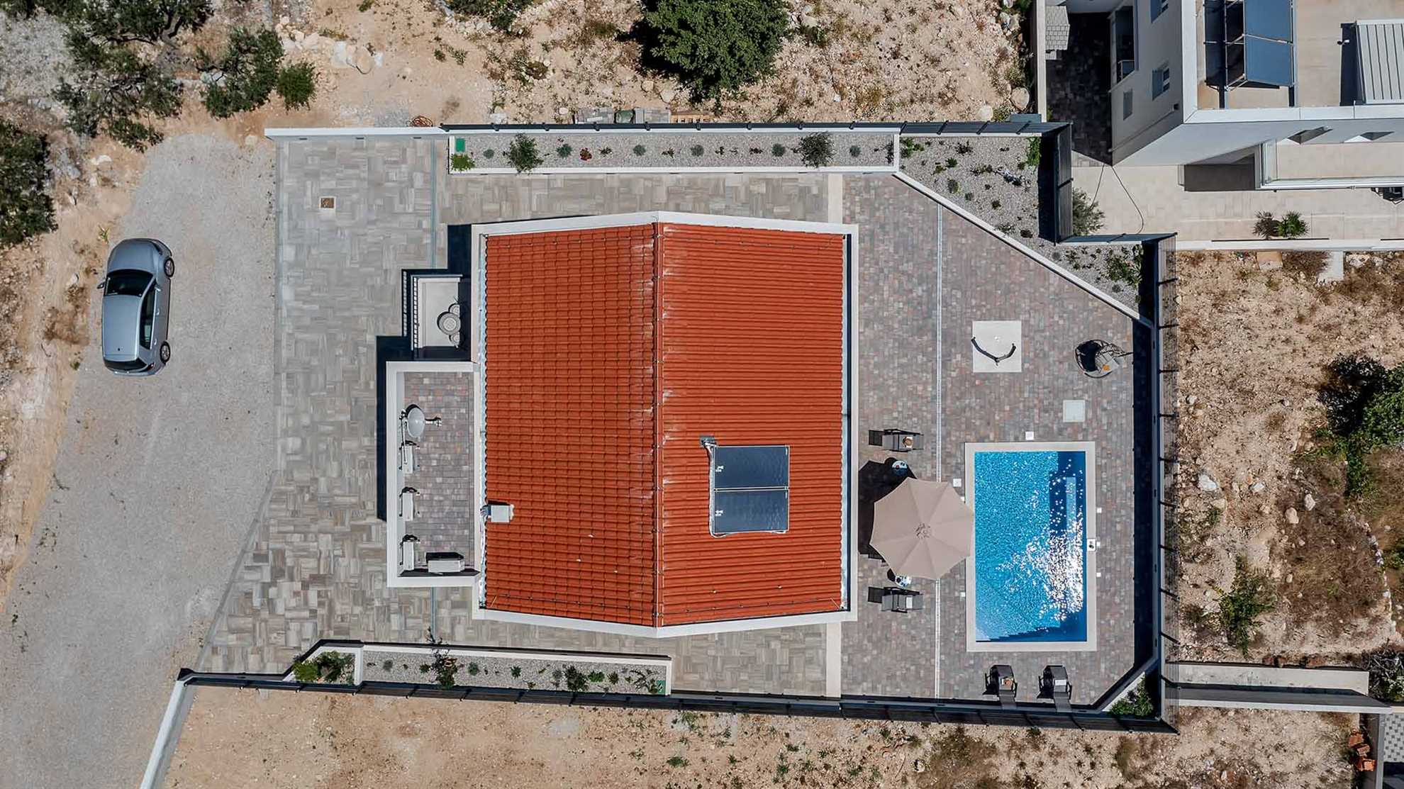 Poolside villa in Makarska with stunning sea view