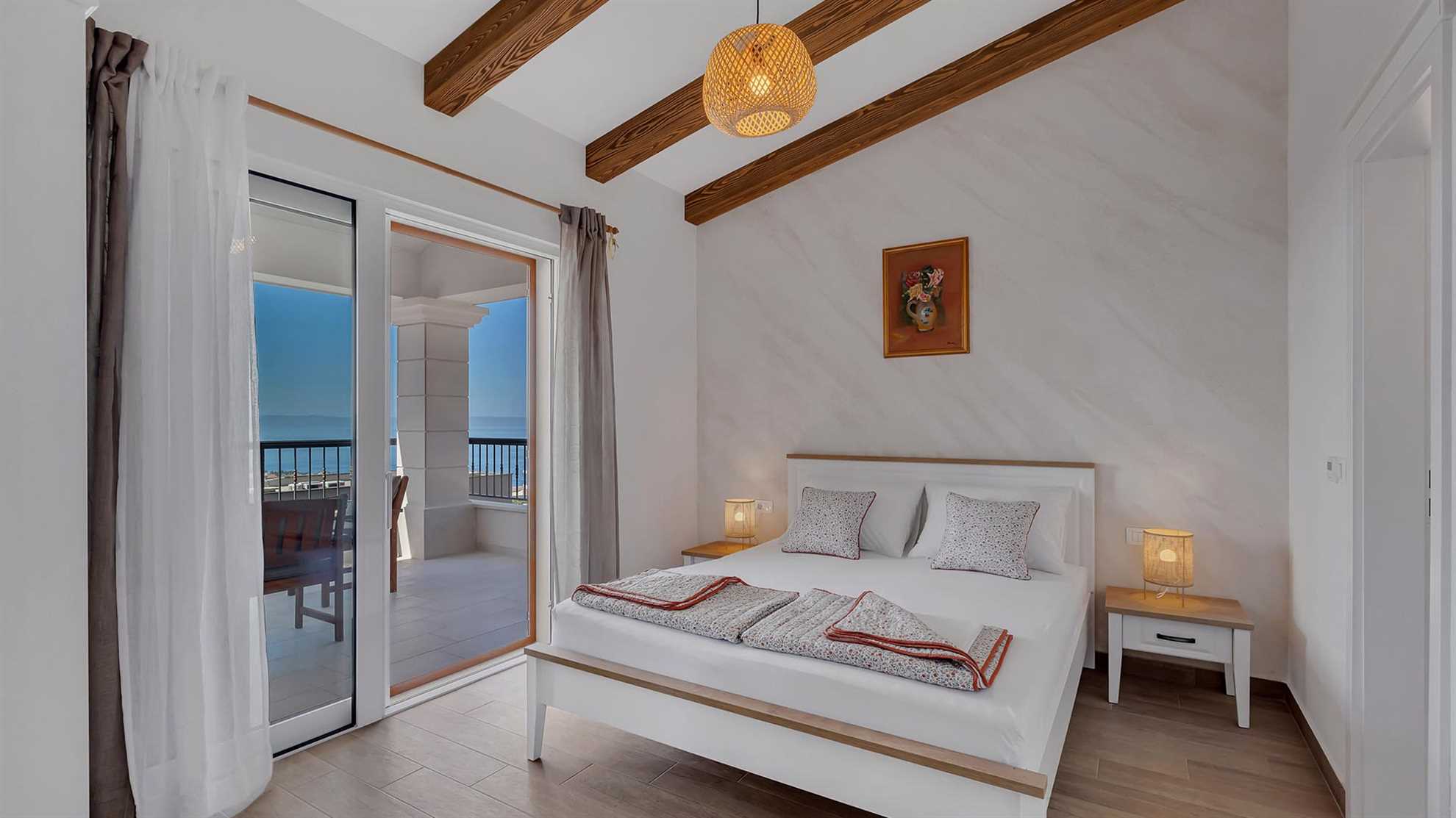 Poolside villa in Makarska with stunning sea view