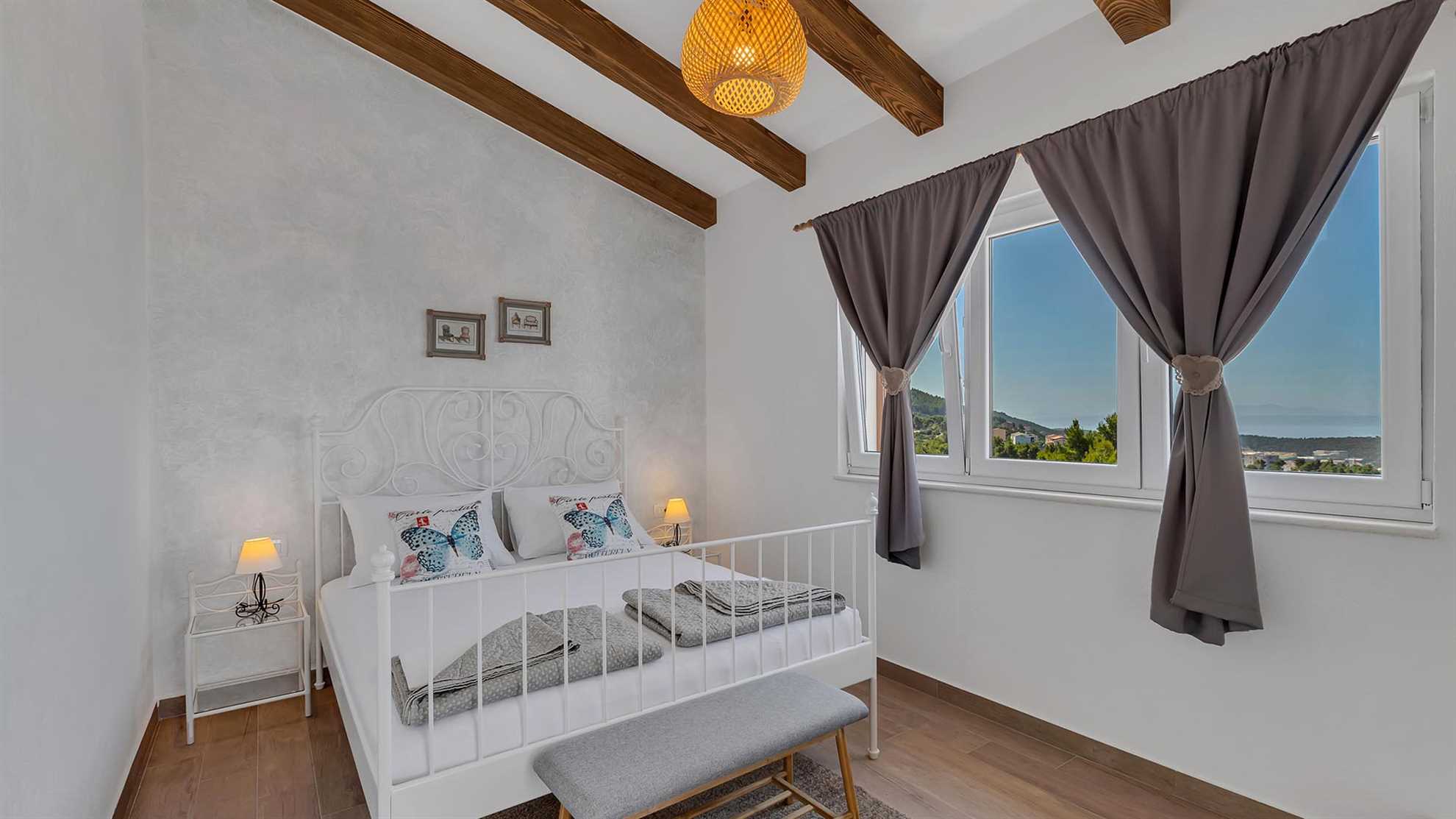 Poolside villa in Makarska with stunning sea view