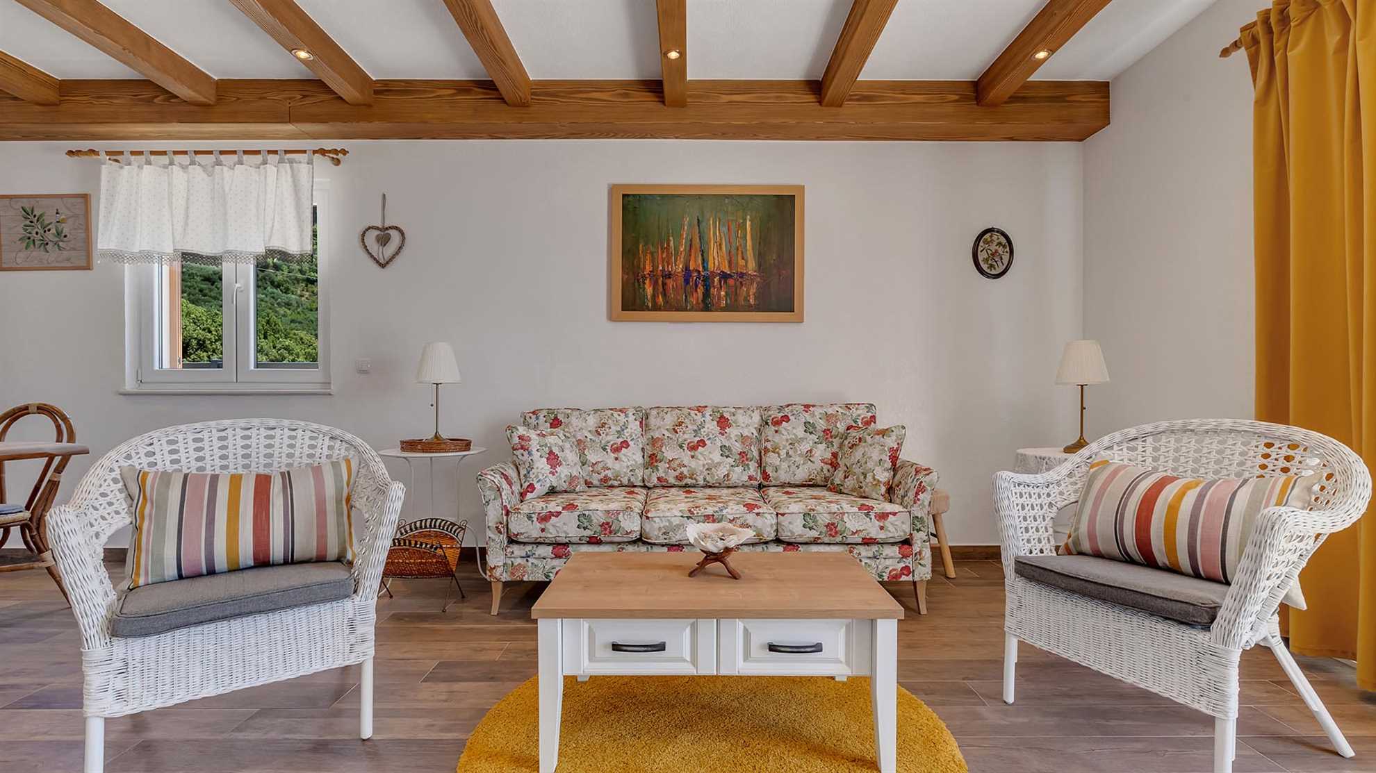 Poolside villa in Makarska with stunning sea view