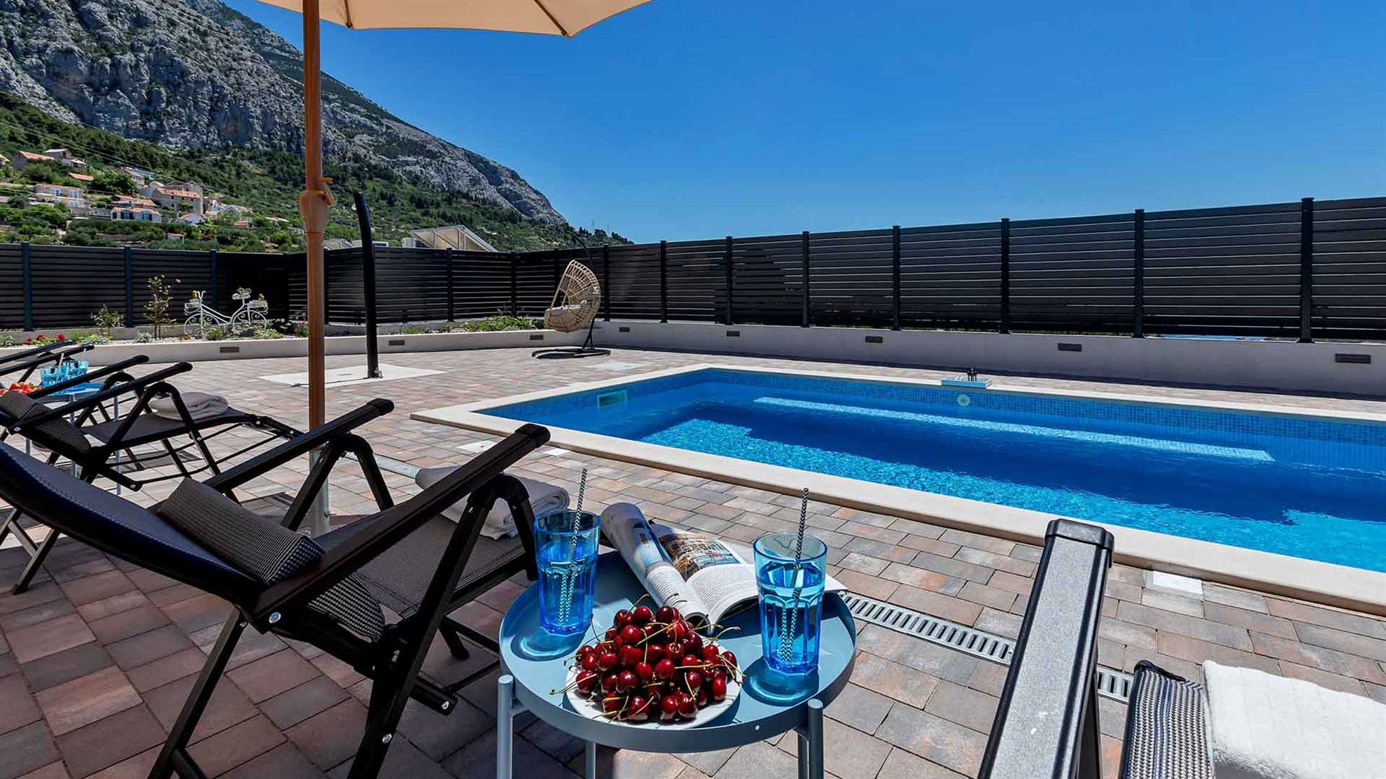 Poolside villa in Makarska with stunning sea view