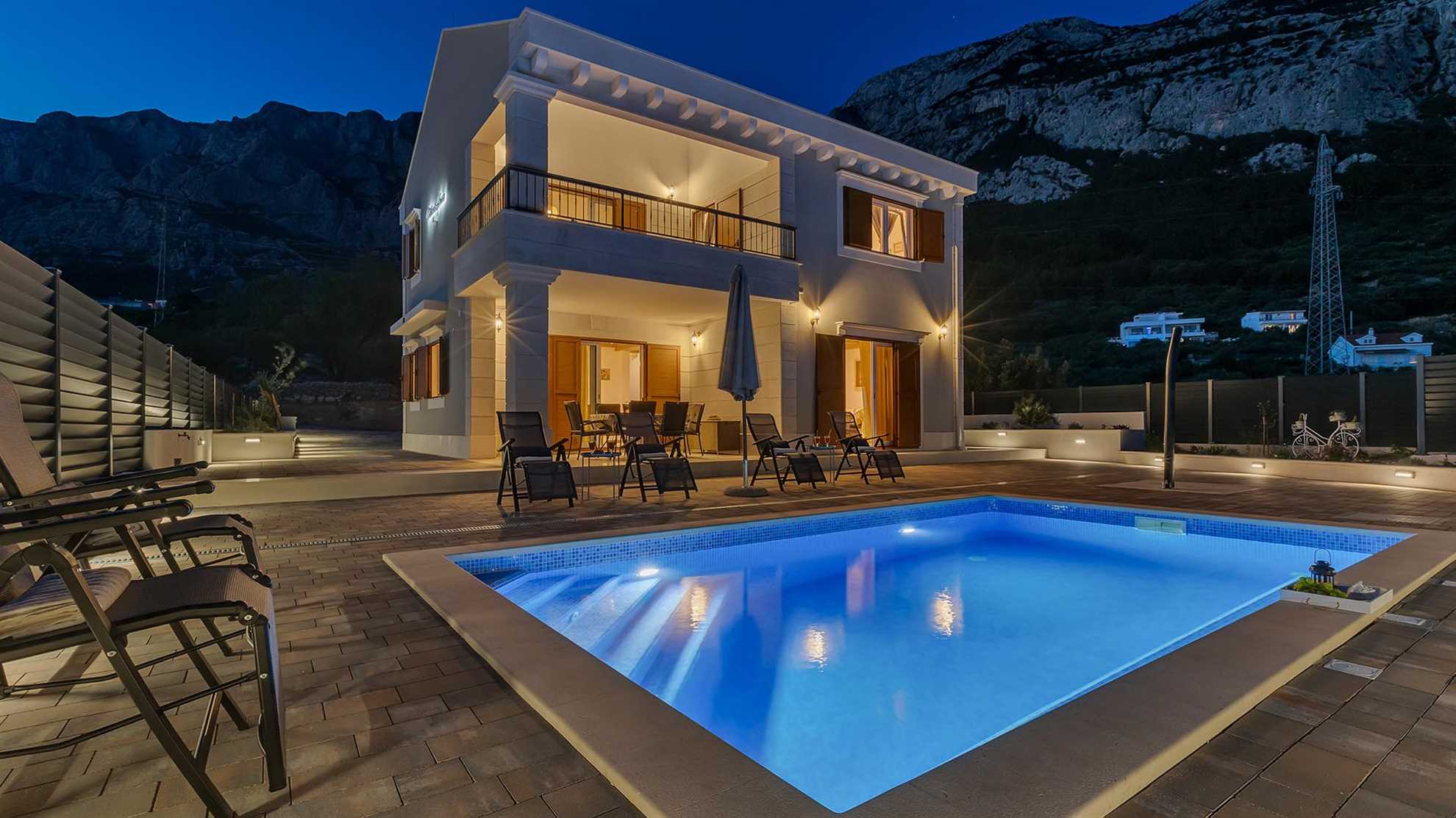 Poolside villa in Makarska with stunning sea view