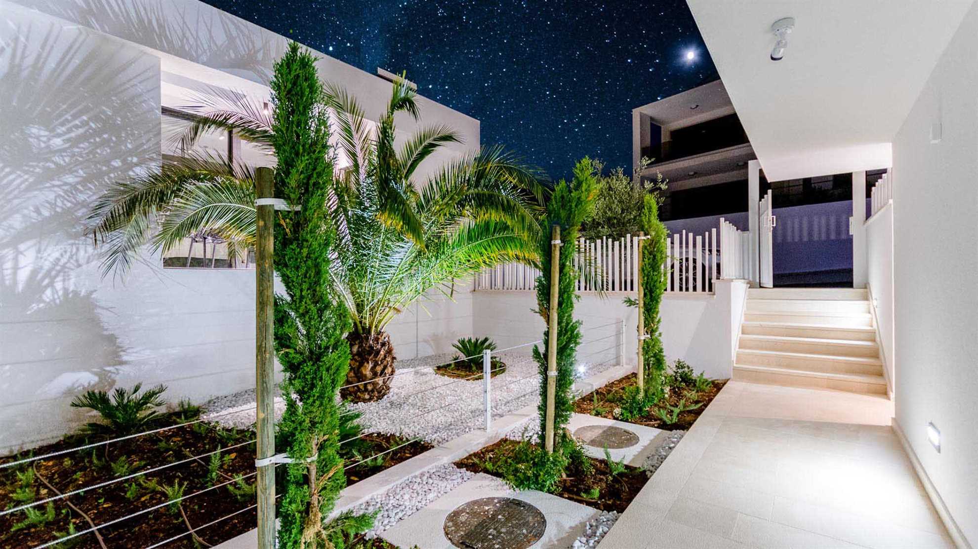 The beautiful, contemporary villa in Sutivan