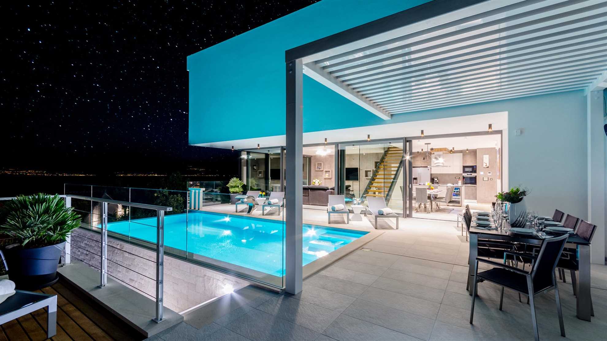The beautiful, contemporary villa in Sutivan