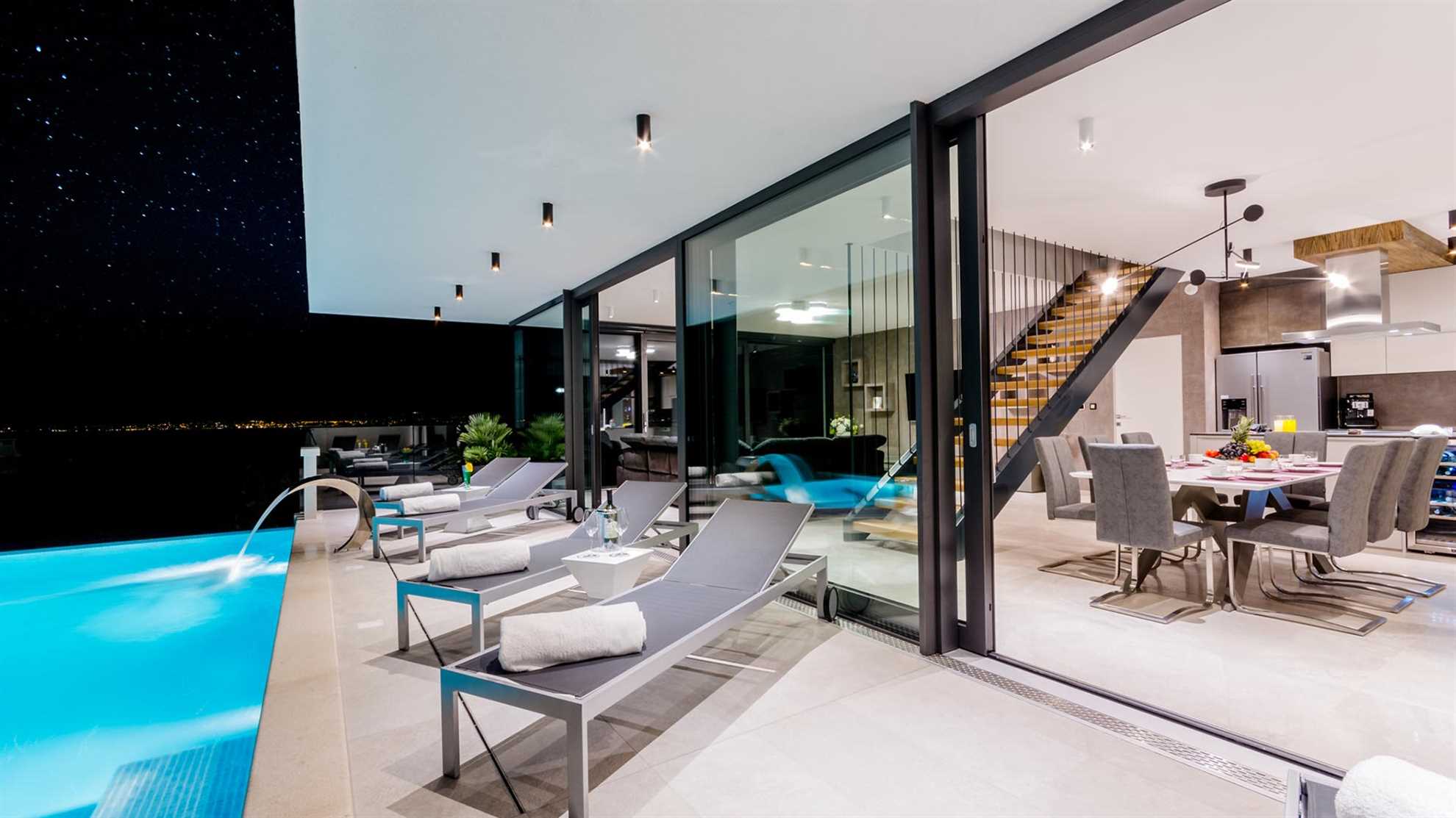 The beautiful, contemporary villa in Sutivan