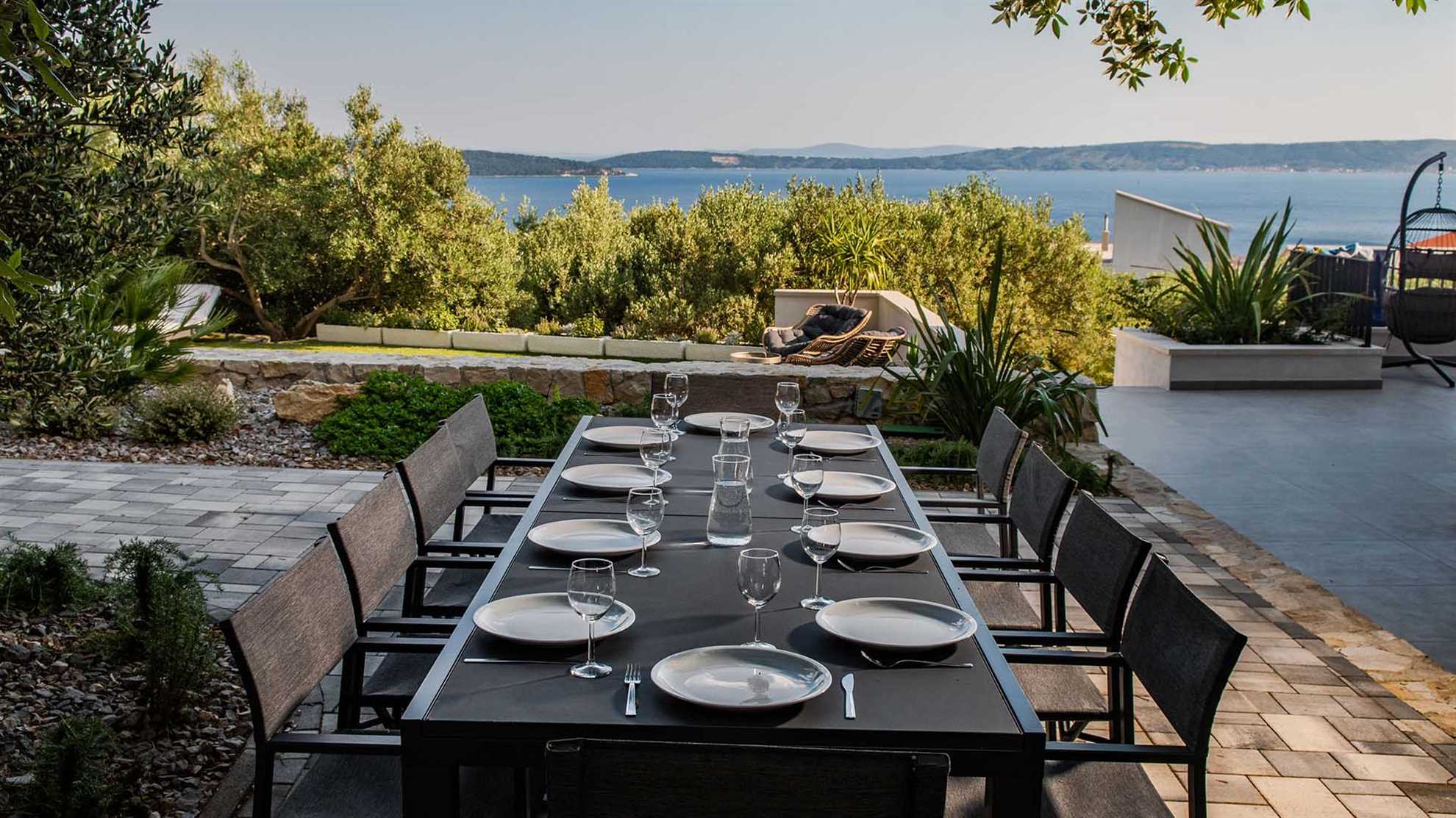 Luxurious villa with a pool in Kaštela