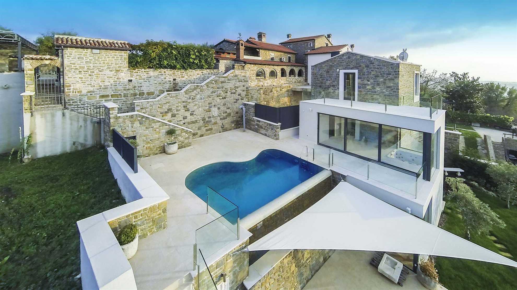 Luxurious villa with stunning view in Buje