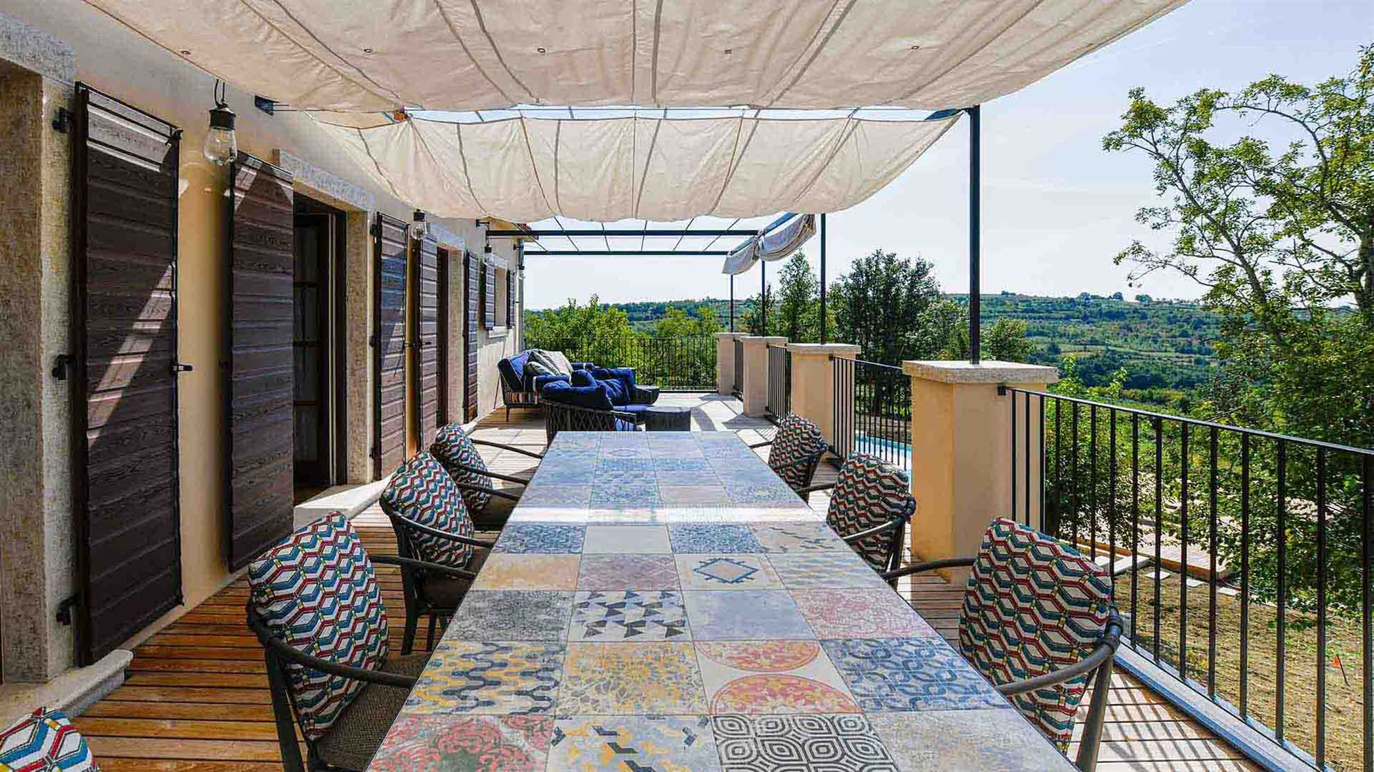 Magnificent luxurious mansion and estate in Buje