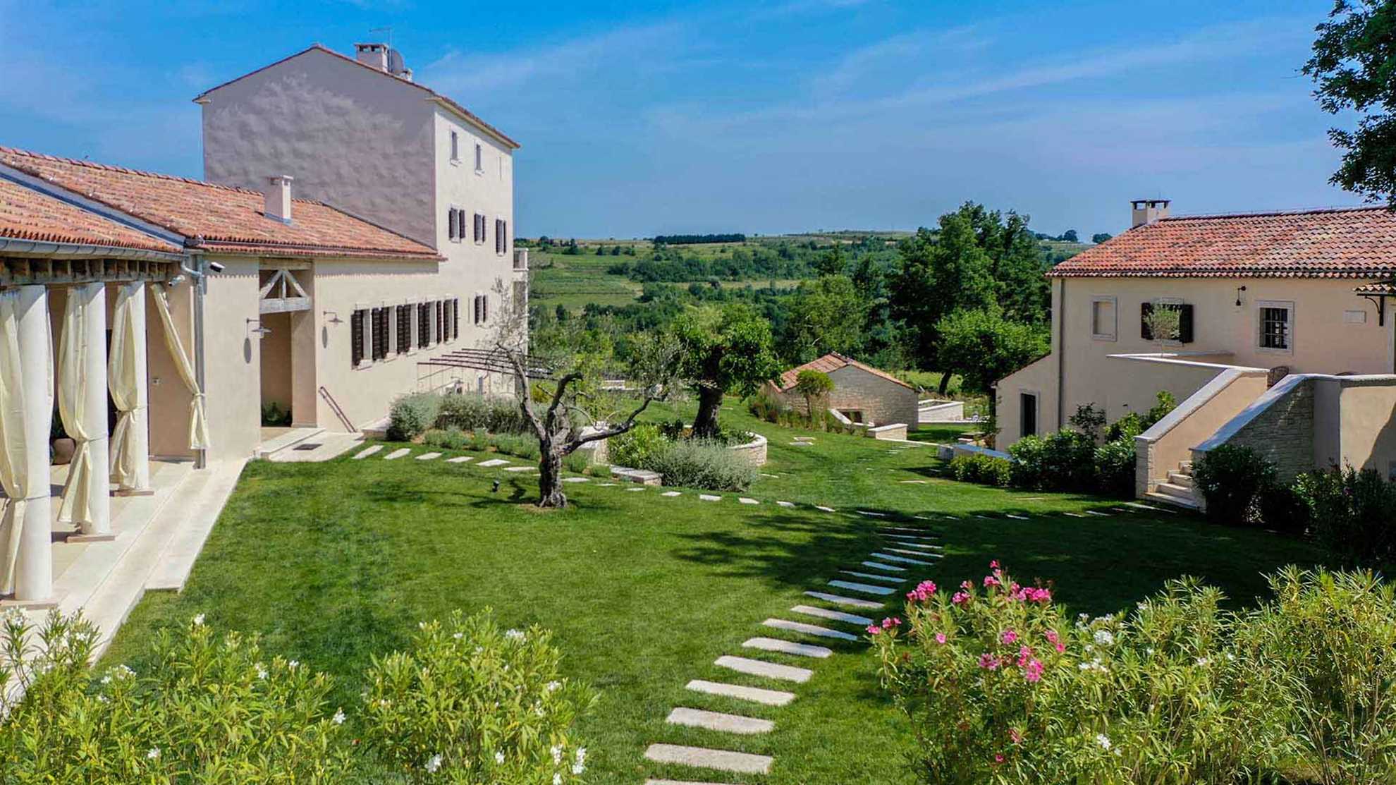 Magnificent luxurious mansion and estate in Buje