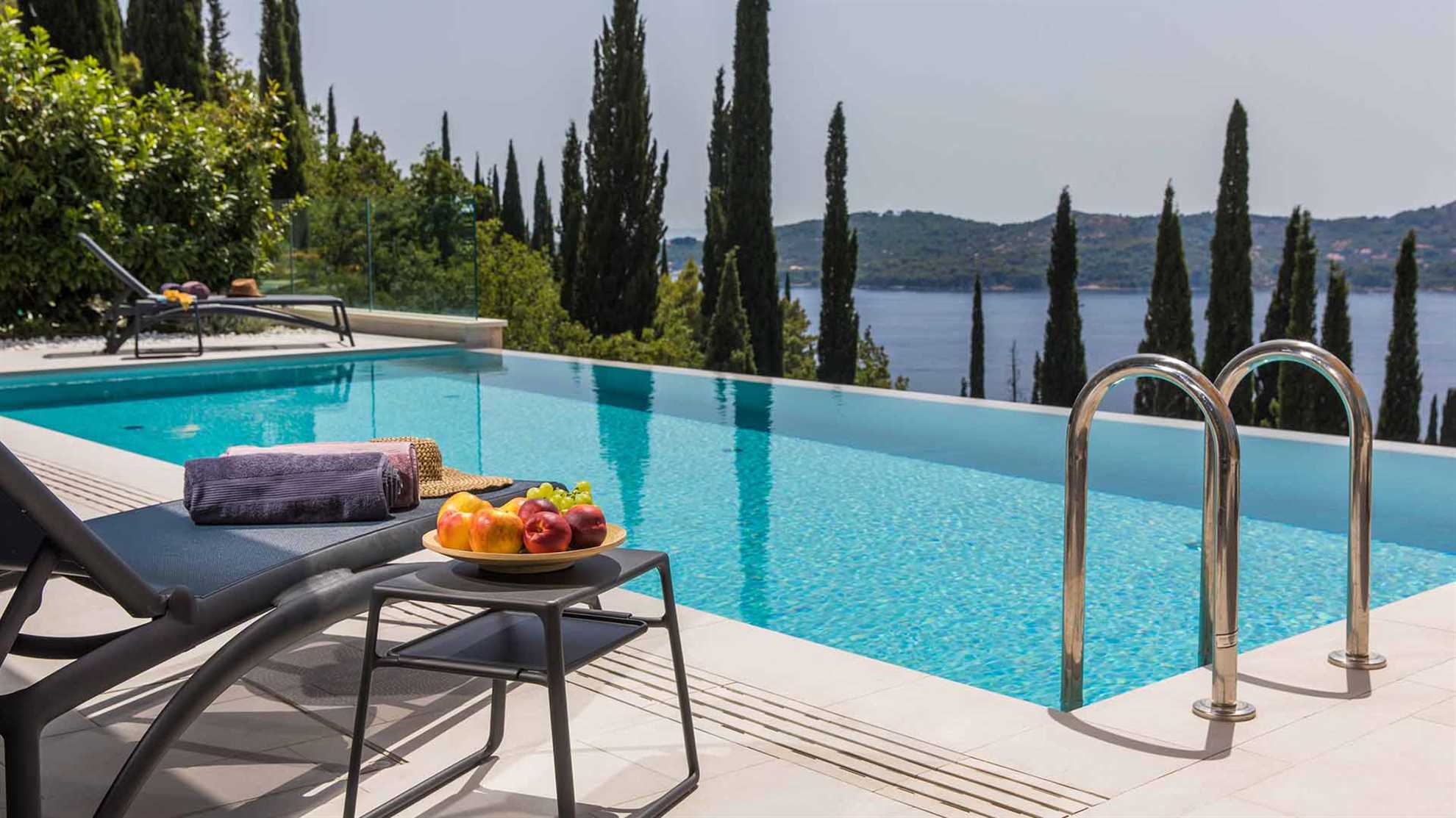 A modern mansion with a fantastic sea view