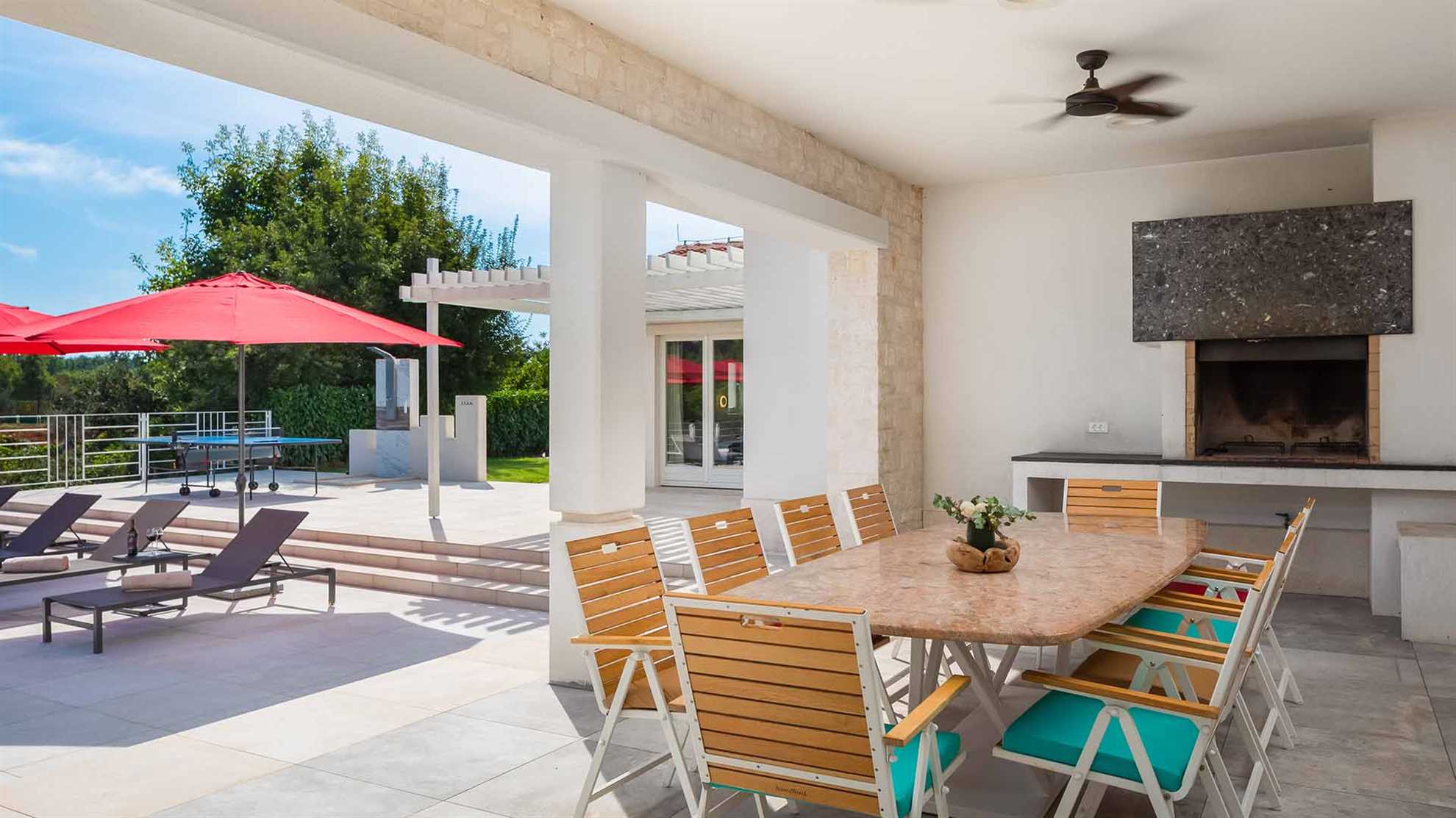 Luxurious and spacious complex for large groups