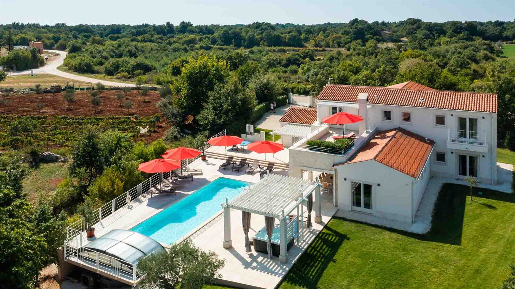Luxury and modern villa with swimming pool