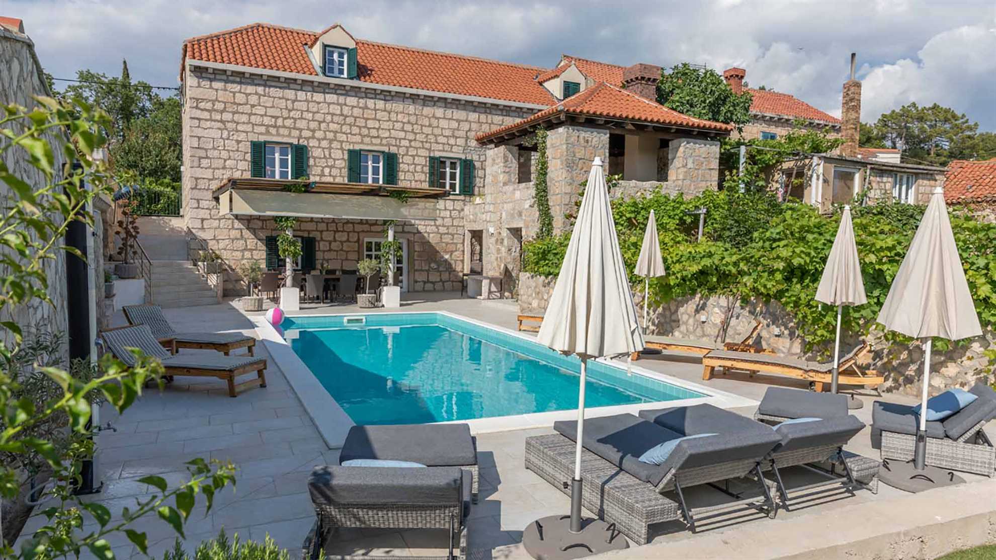 Wonderful heritage stone villa with swimming pool