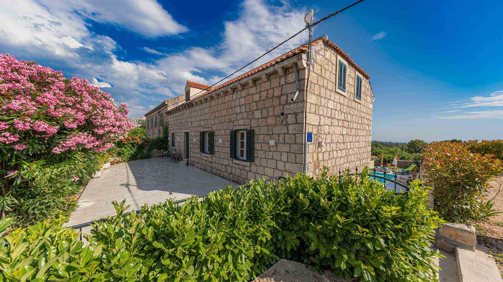 Wonderful heritage stone villa with swimming pool
