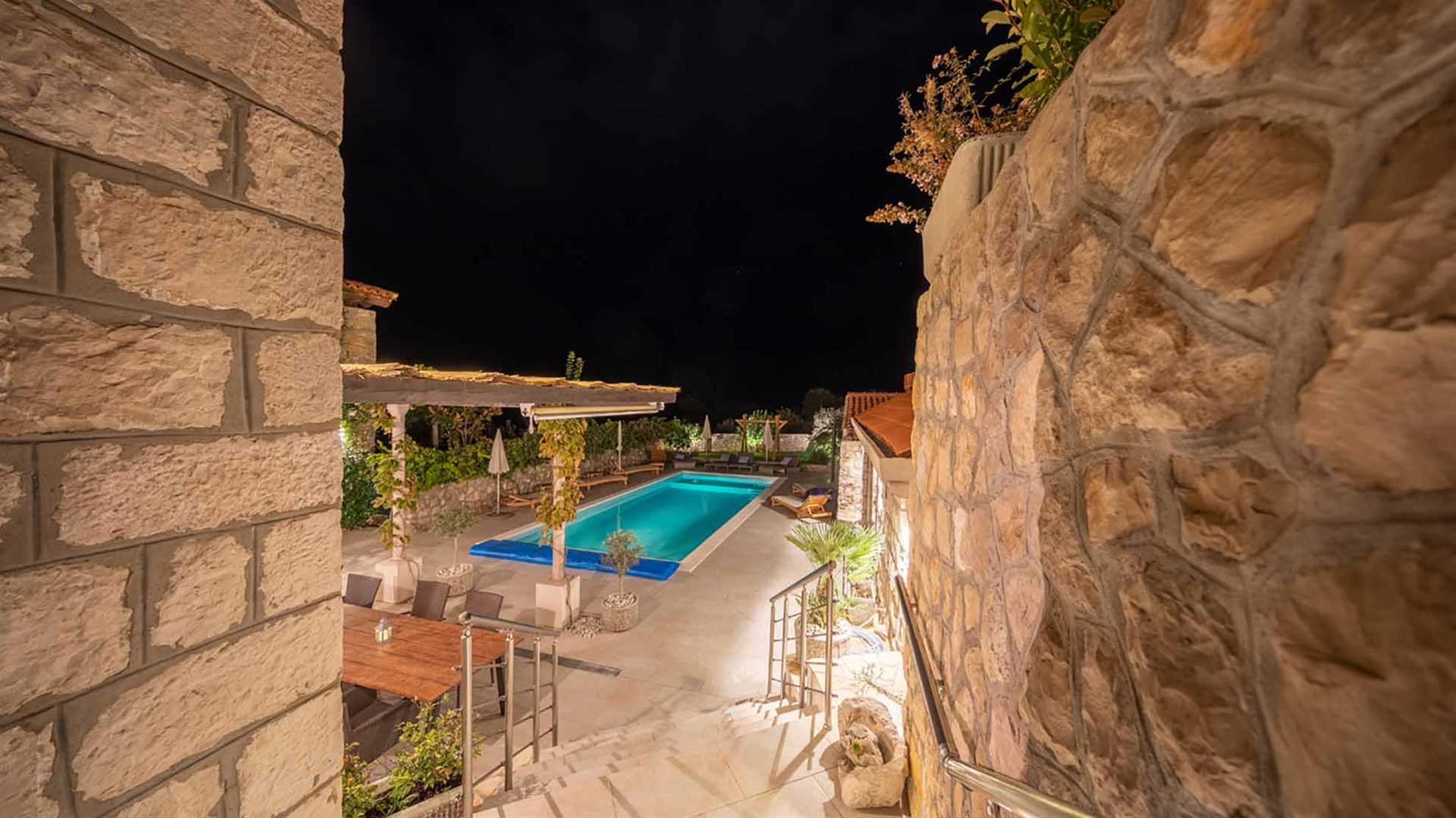 Wonderful heritage stone villa with swimming pool
