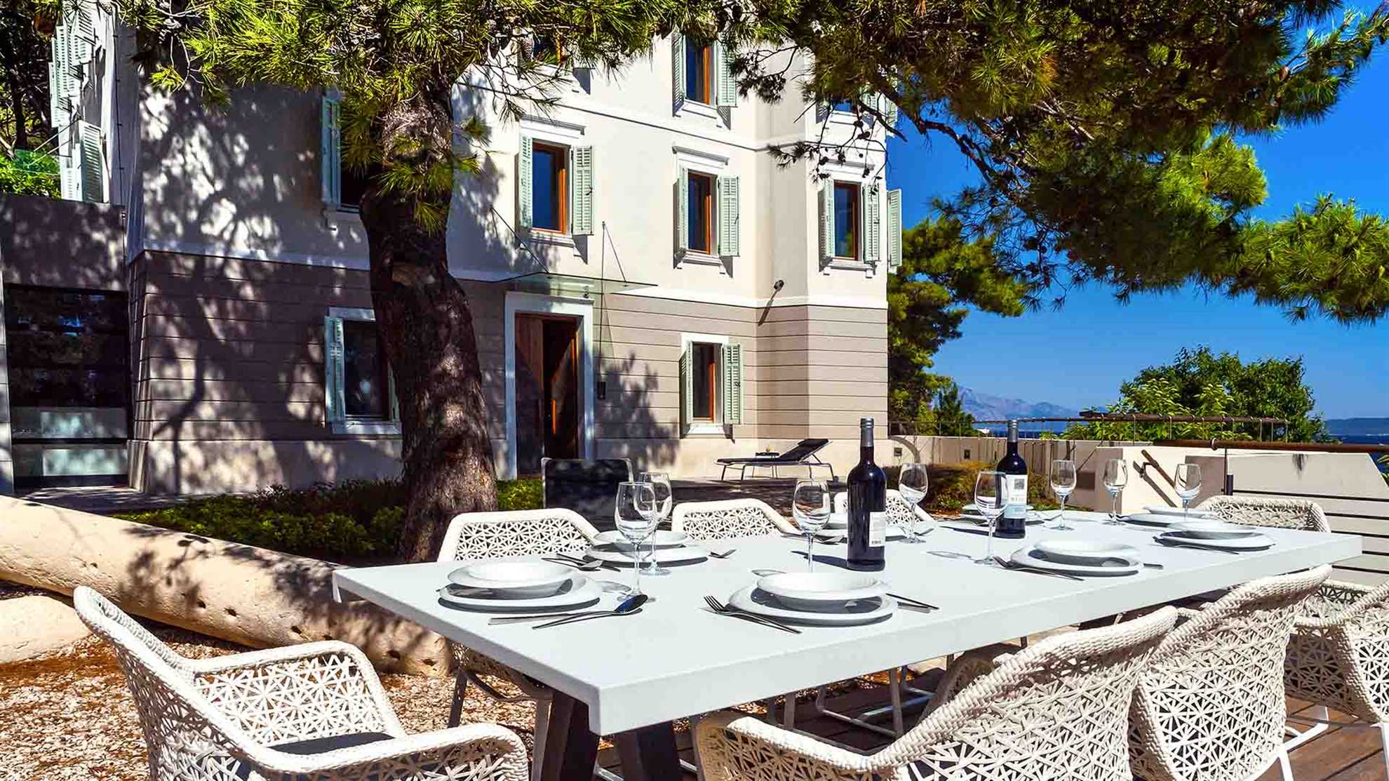 A beachfront villa with a sauna and a gym